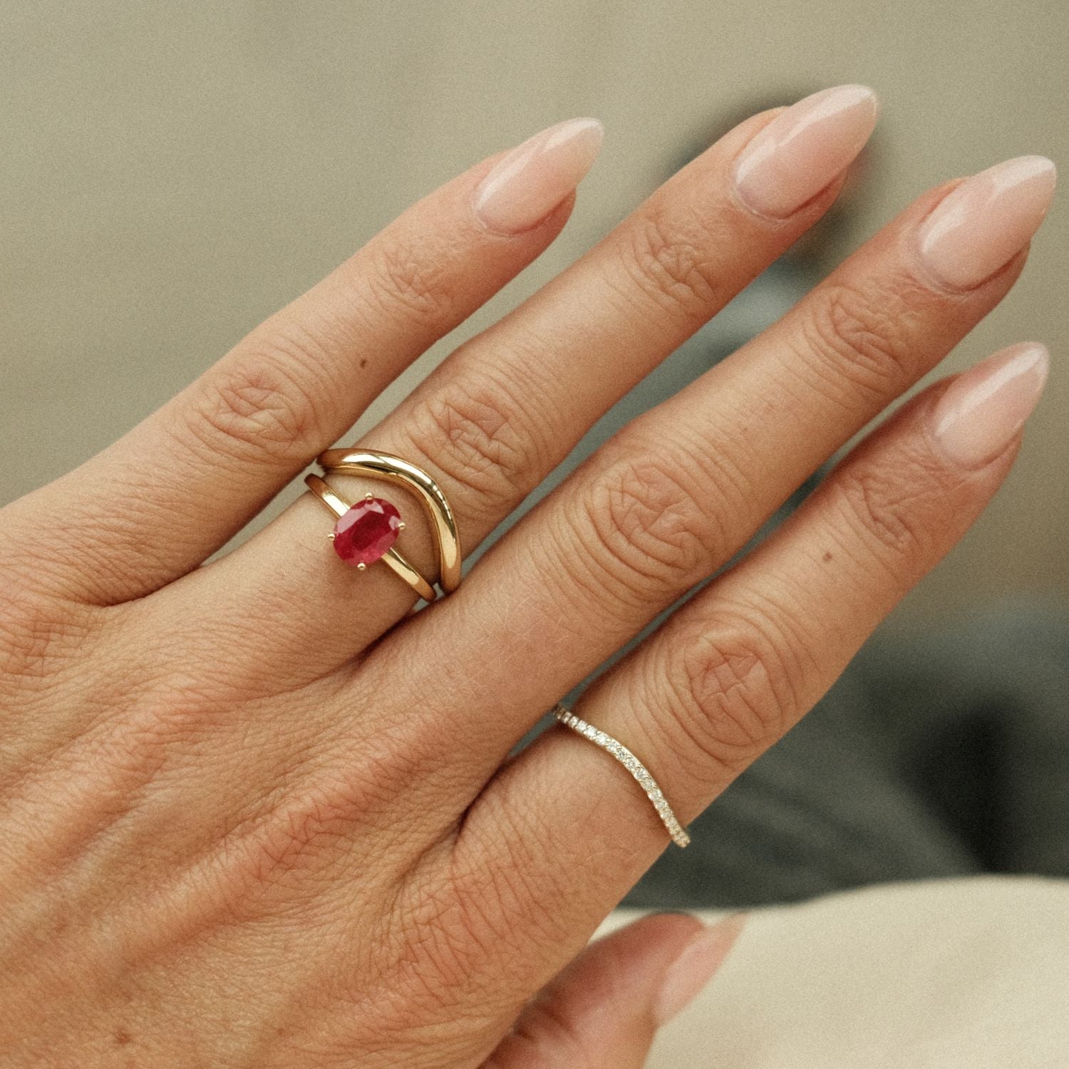 14k goud ring ovale robijn