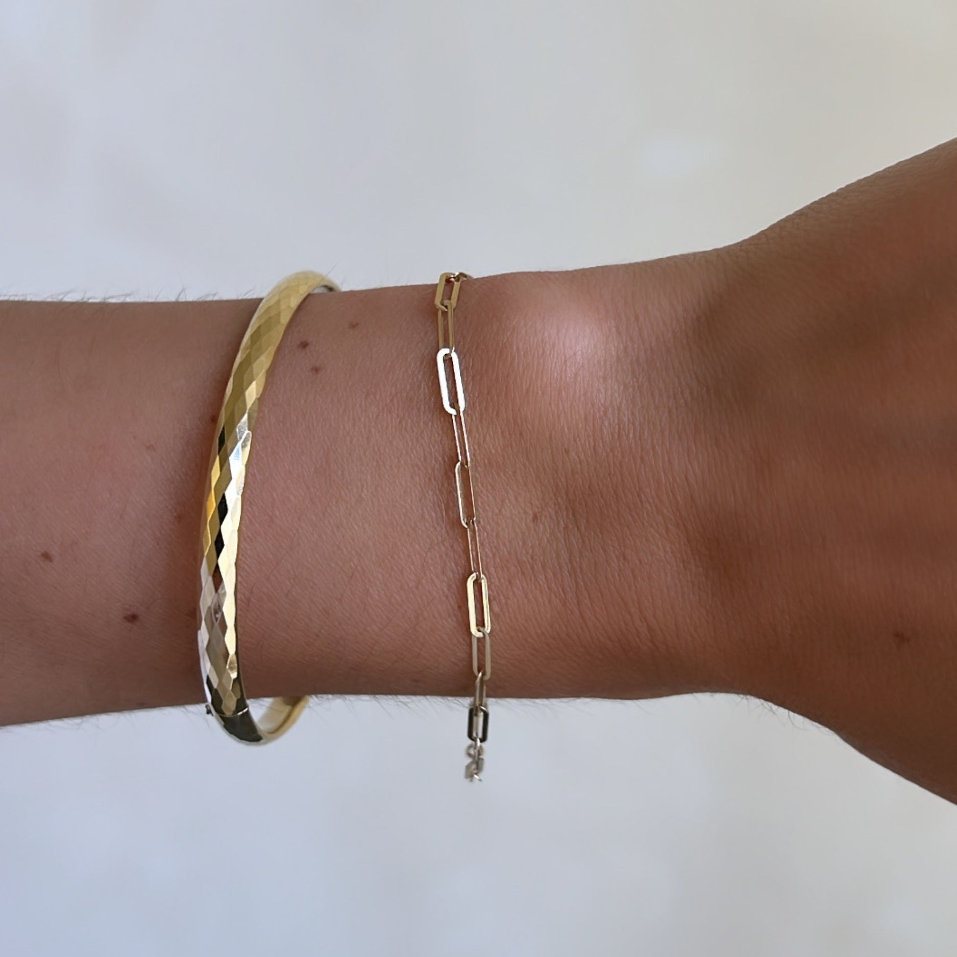 Delicate Paperclip Armband