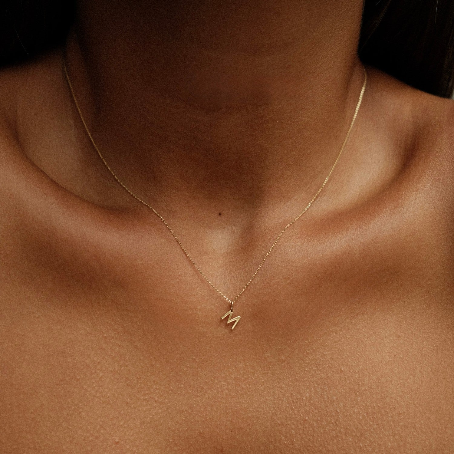 Delicate anchor ketting met letter