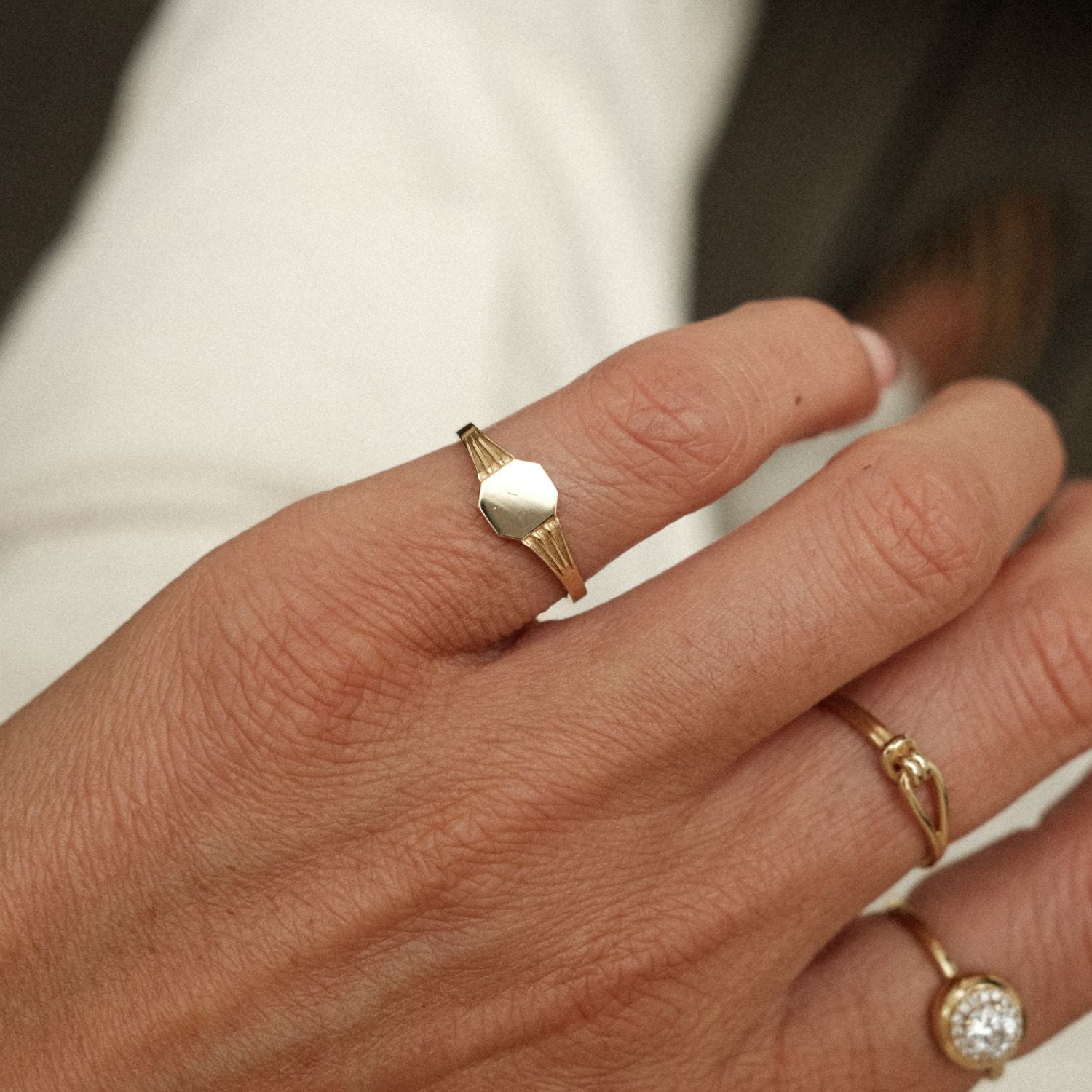 Detailed Signet Ring Pinky