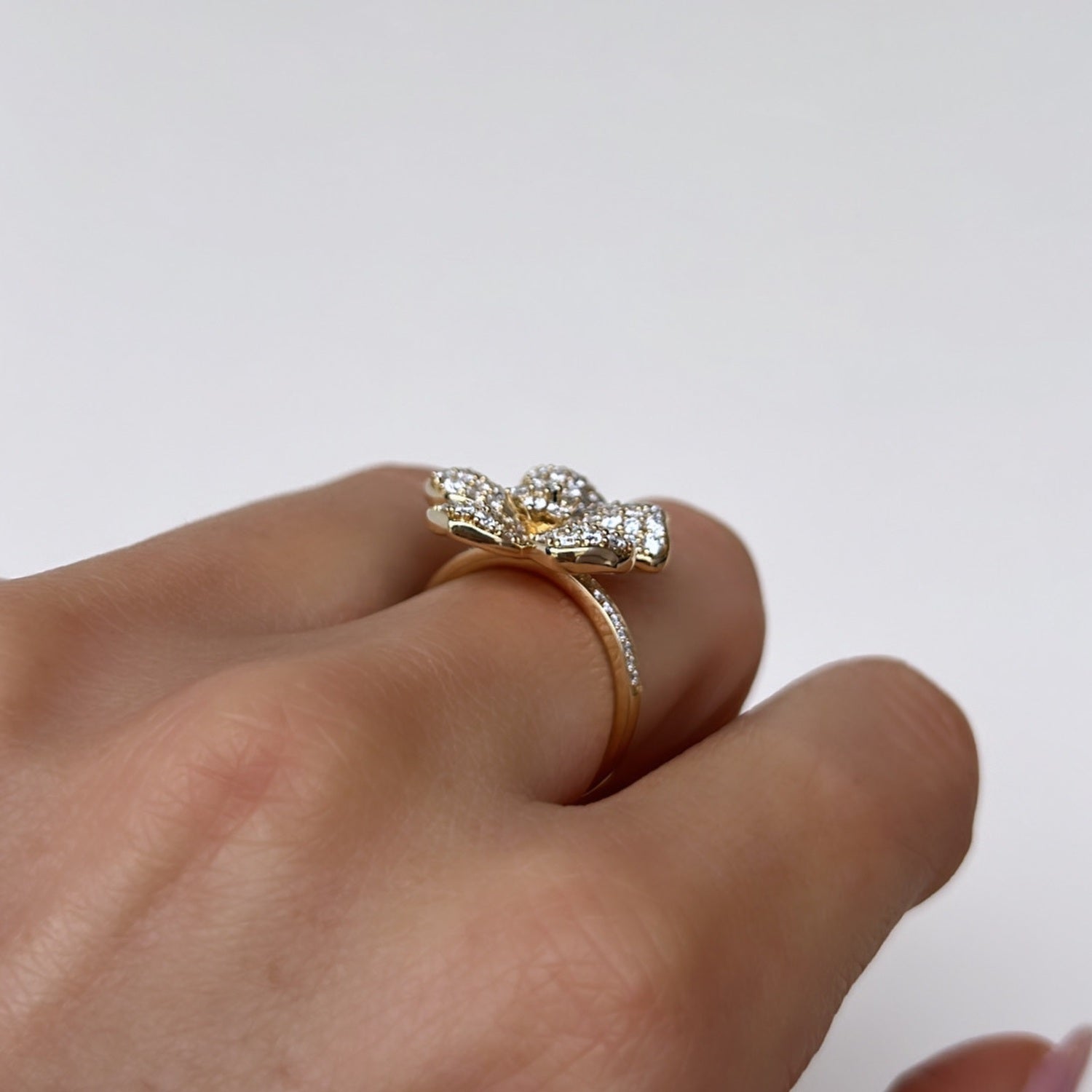 Diamanten Verlovingsring Bloem