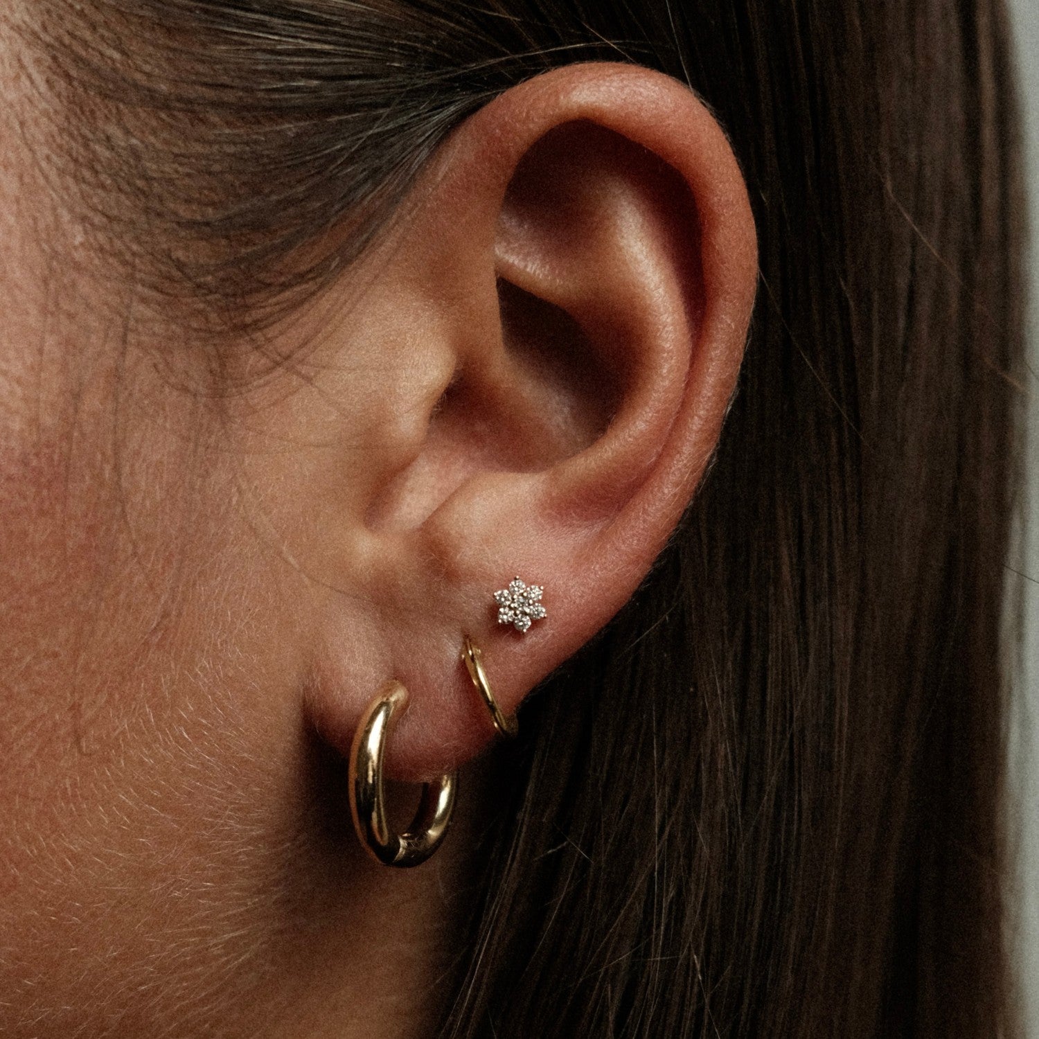 Diamanten bloem stud