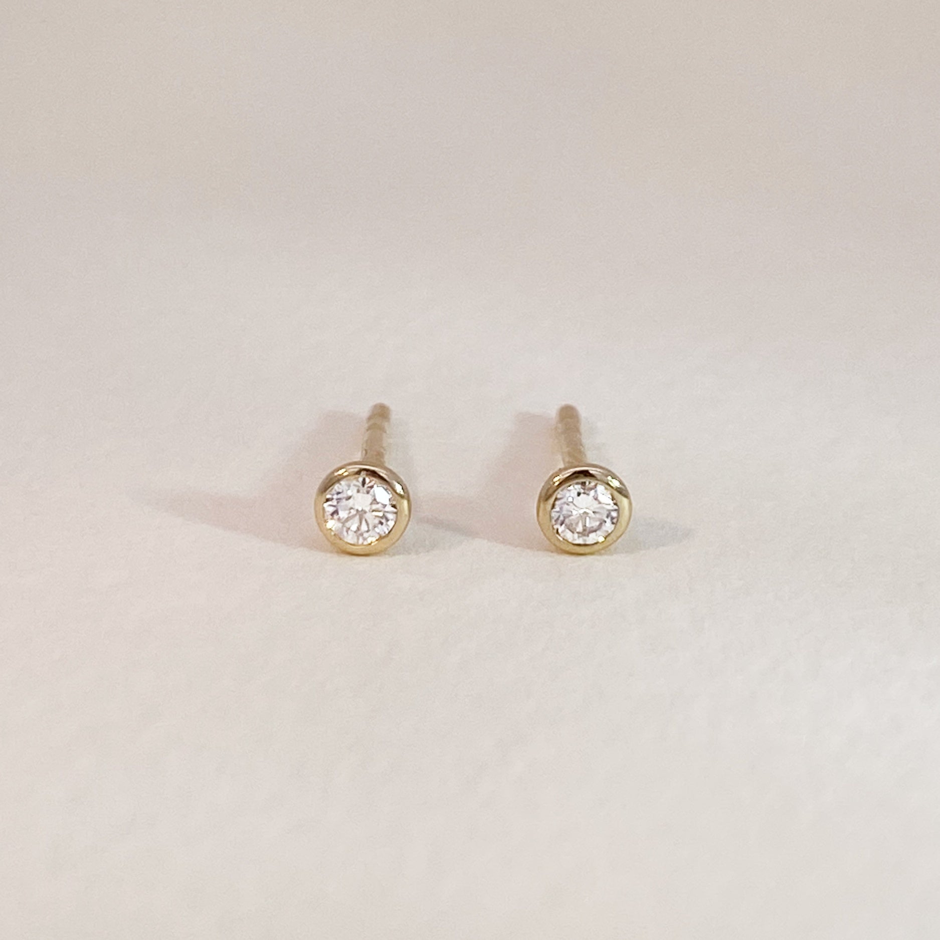 Diamond Studs Gold