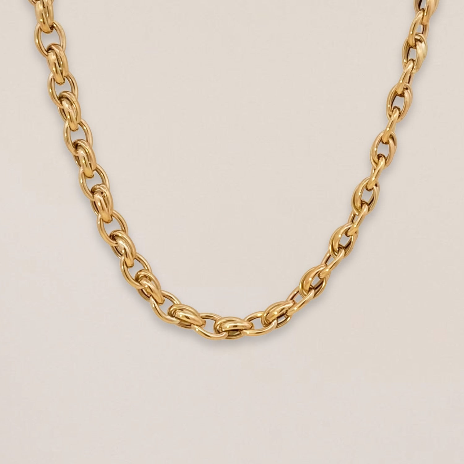 Elegant Chain Necklace