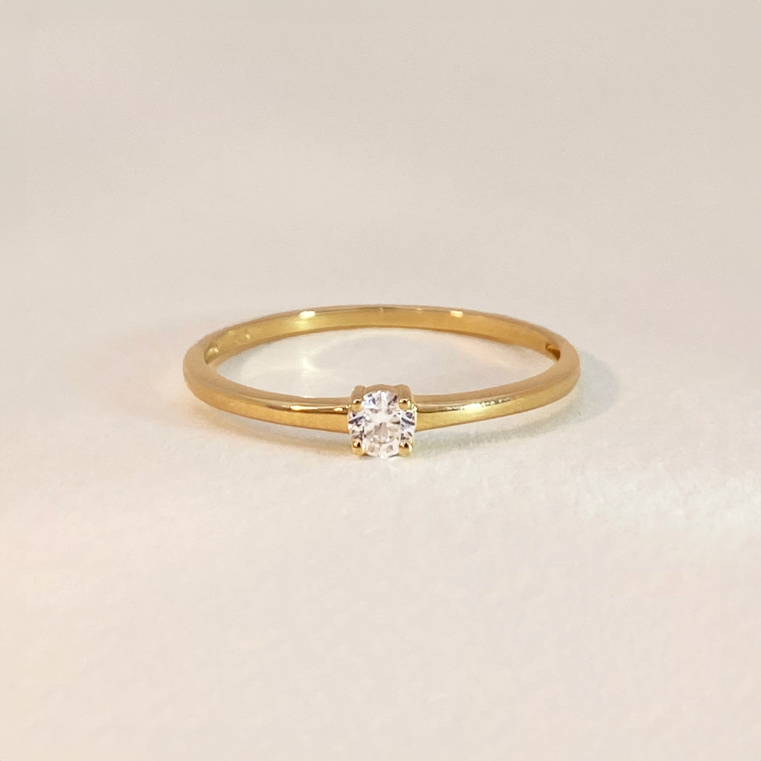 Geboortesteen ring april zirkonia