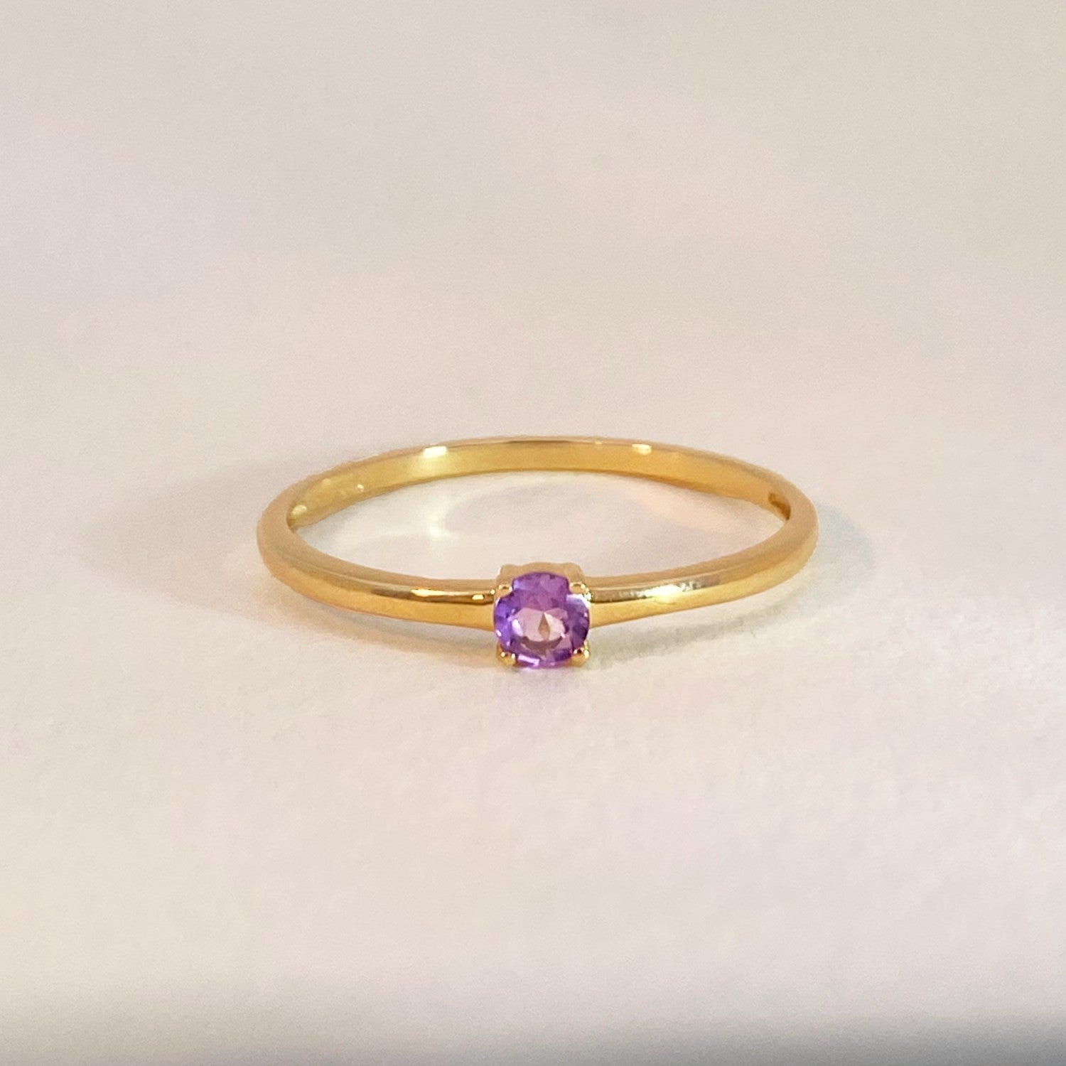 Geboortesteen ring juni lichtpaarse amethist