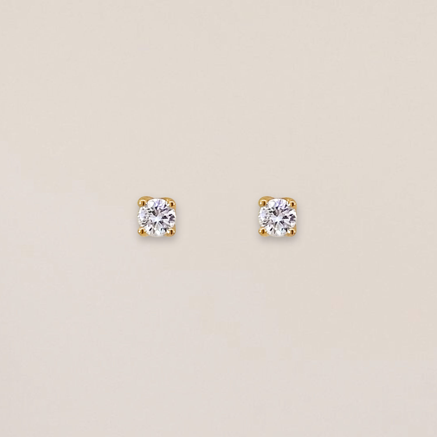 Gold Brilliant Diamond Studs