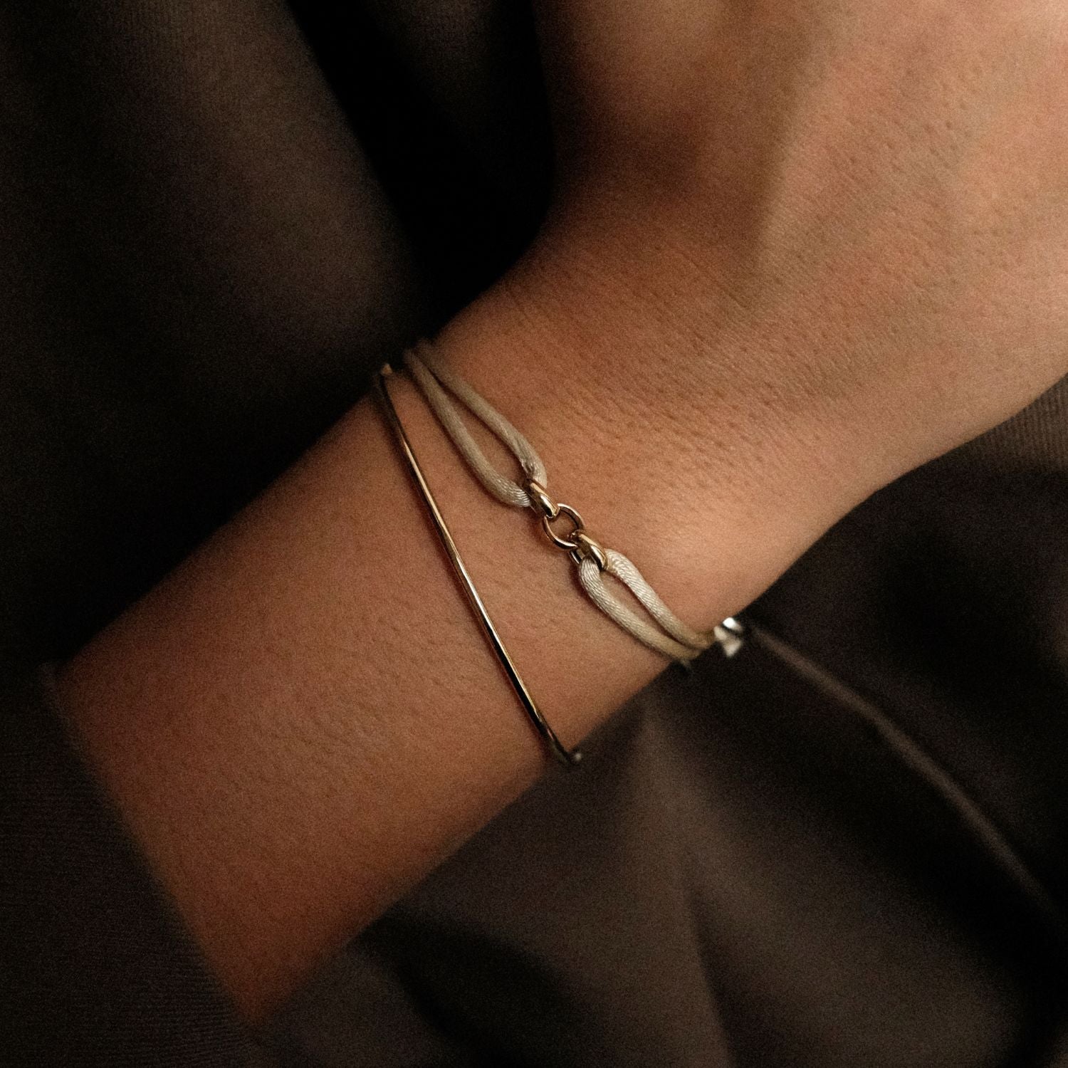 Gouden Trio Schakel Armband Satijn