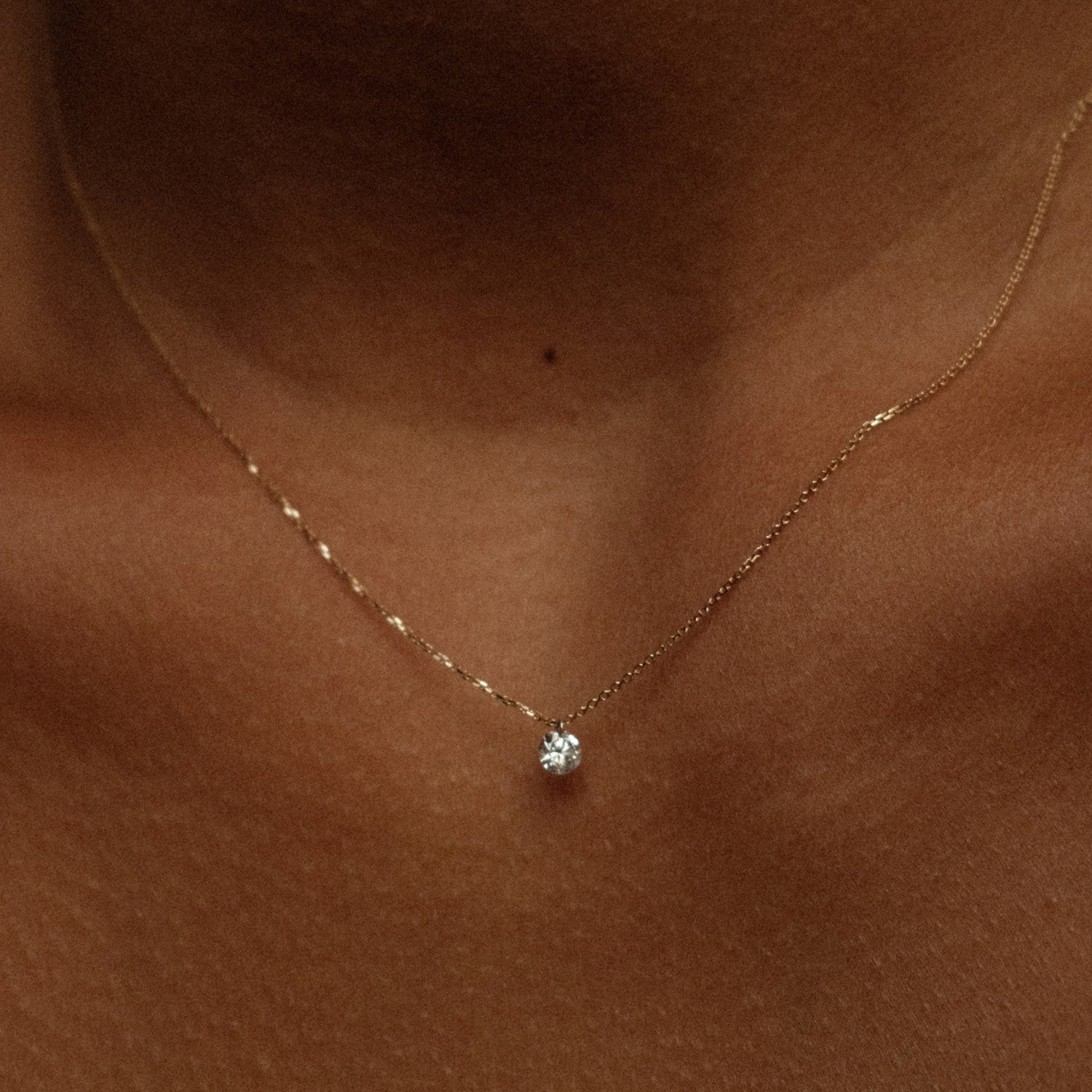 Gouden ketting met diamant