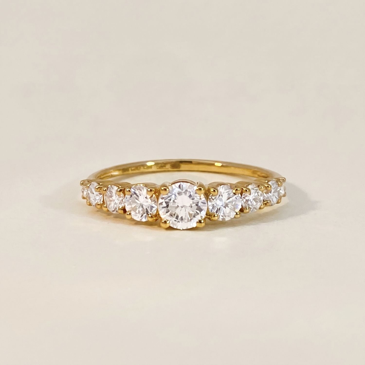 Graduated Diamond Ring