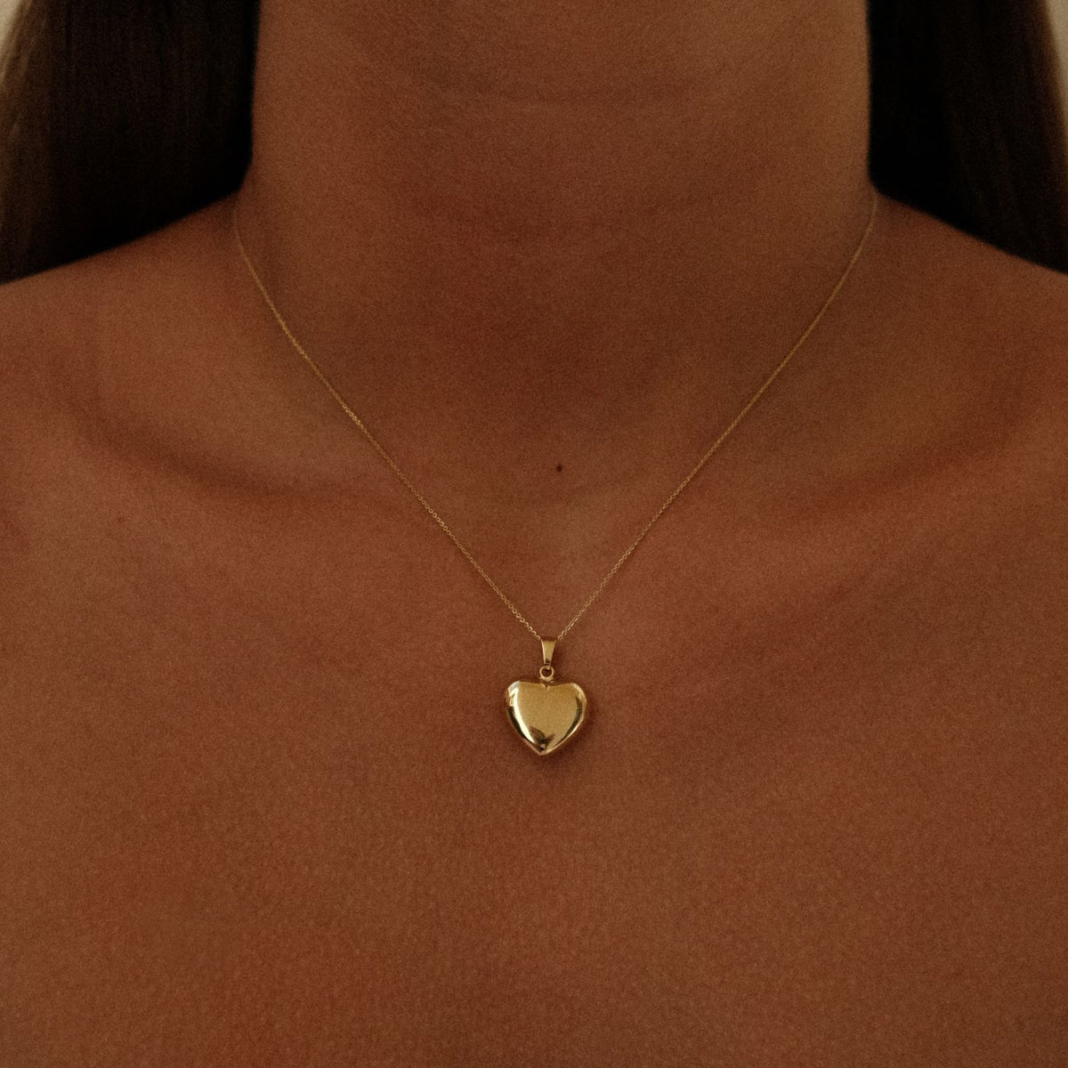 Hanger hart large 14k