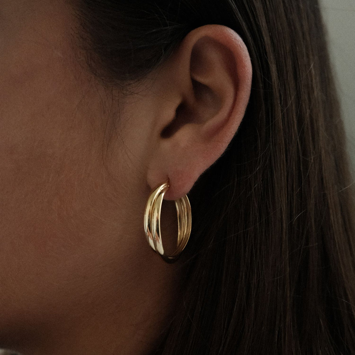 Oro Statement Hoops