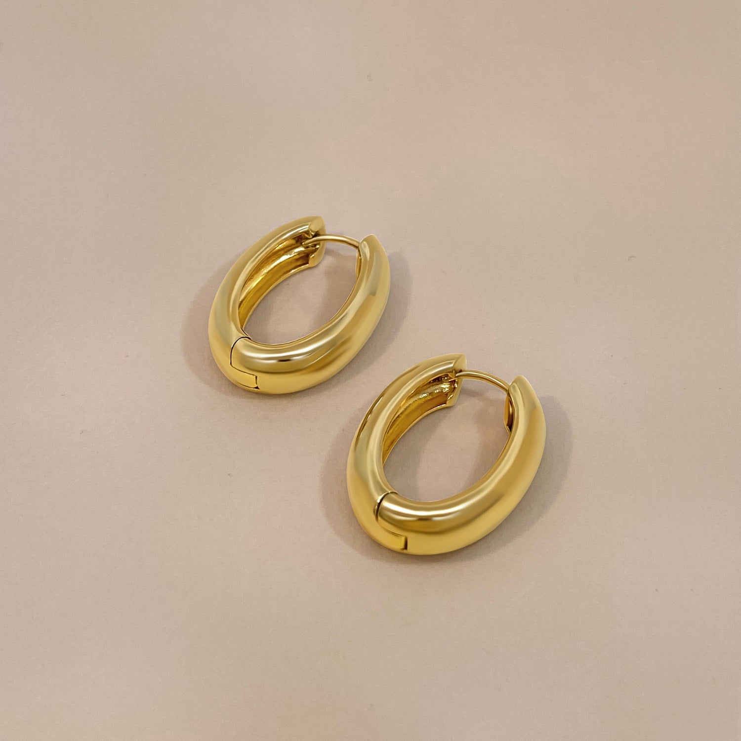 Oval Hoops