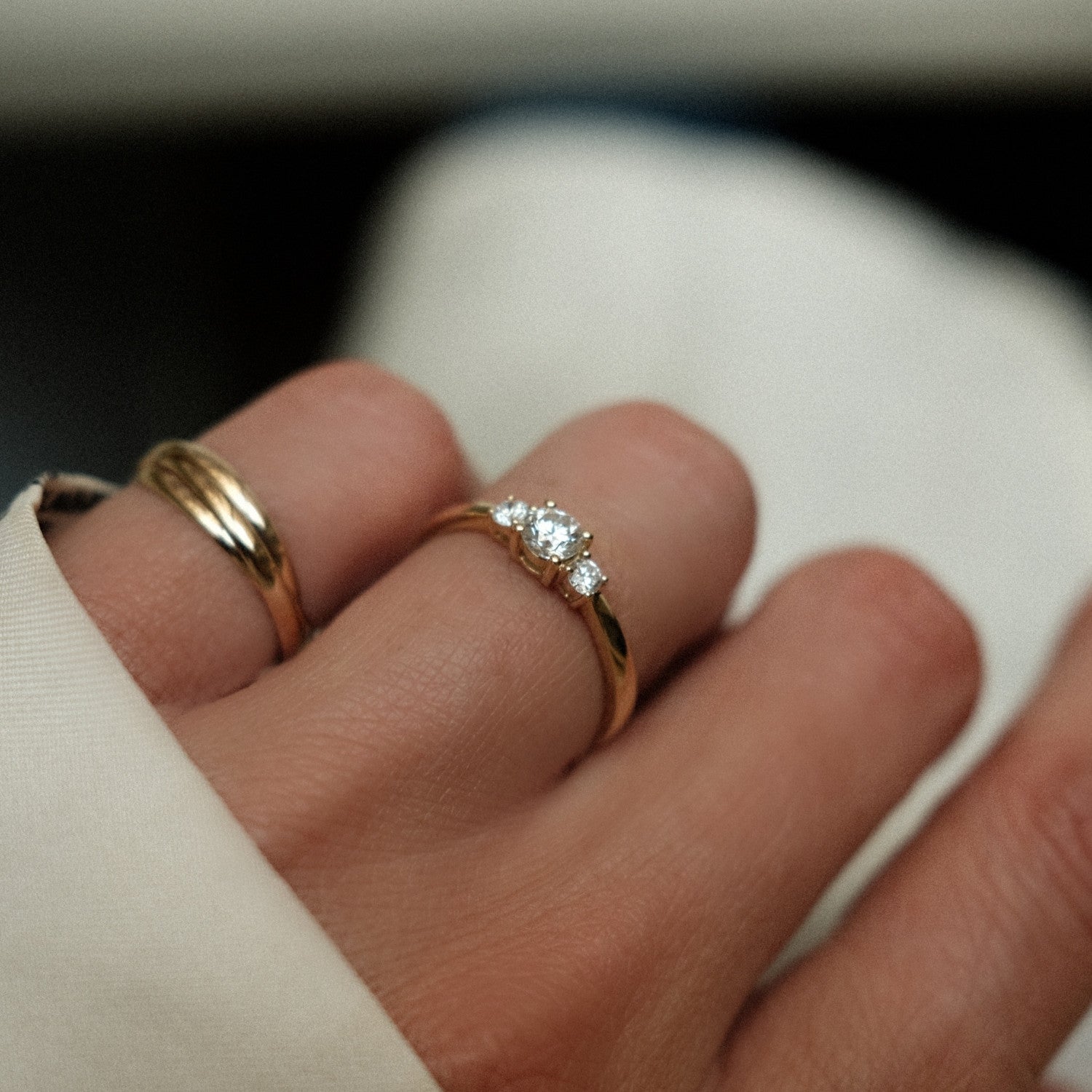 Ring met drie diamanten