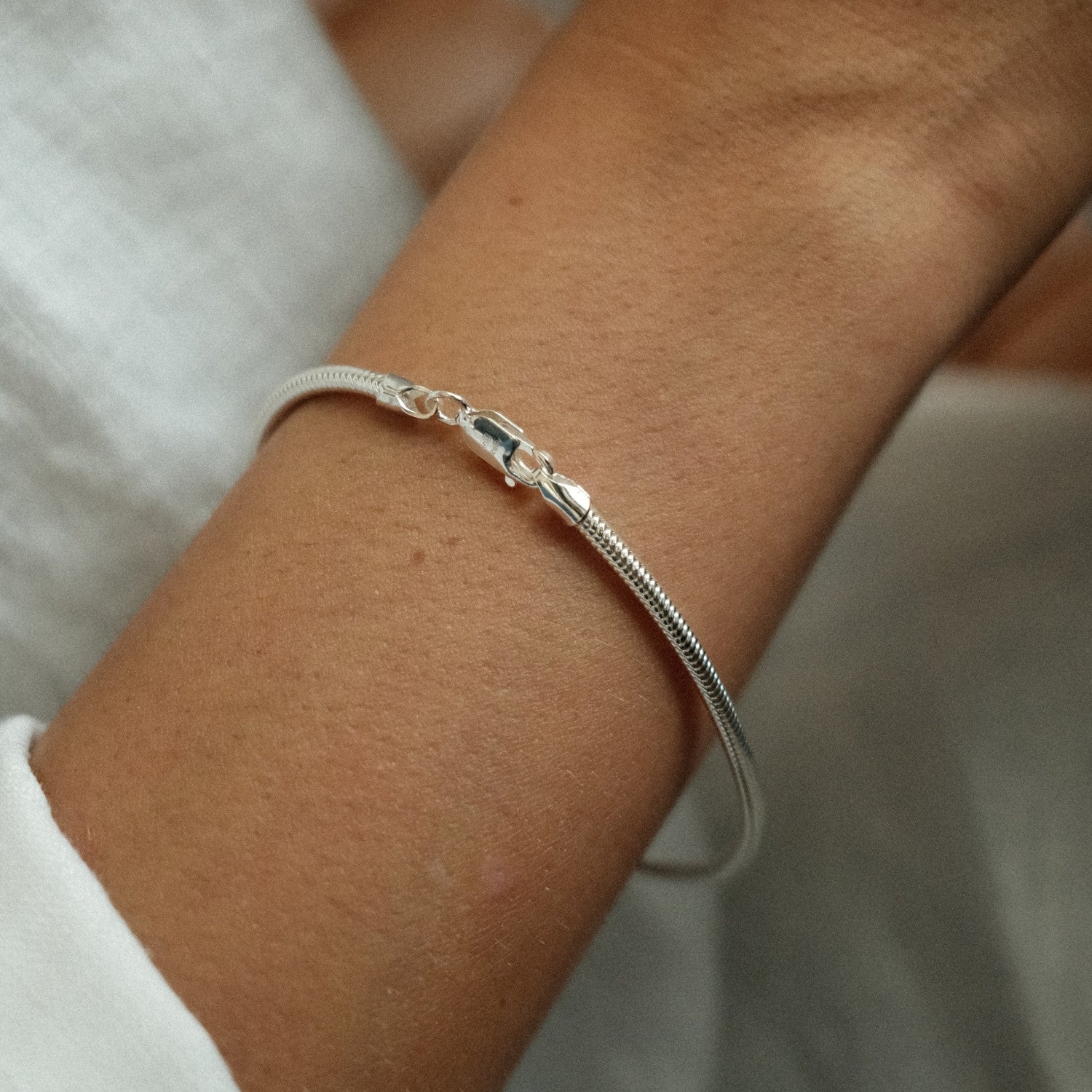 Ronde armband zilver sluiting
