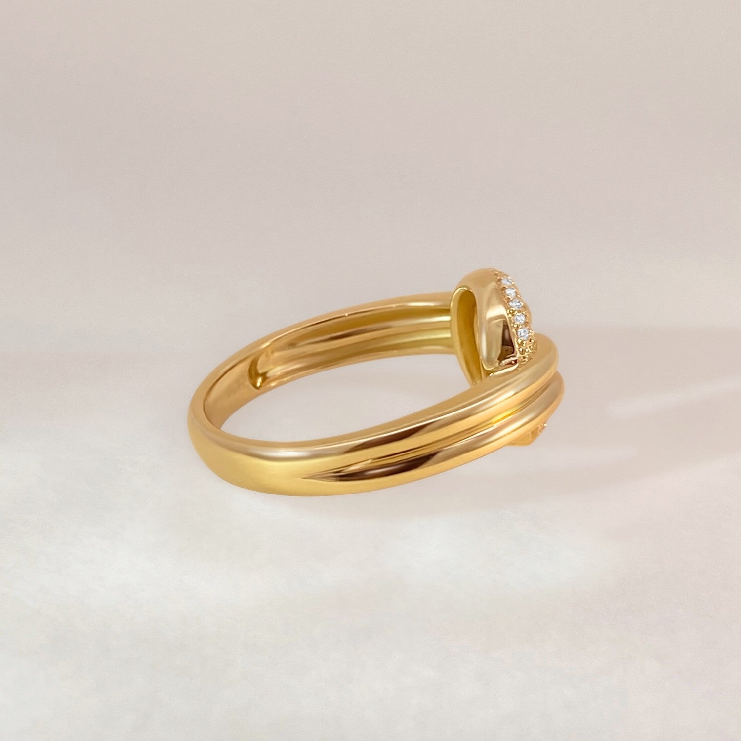 Ronde gouden statement ring