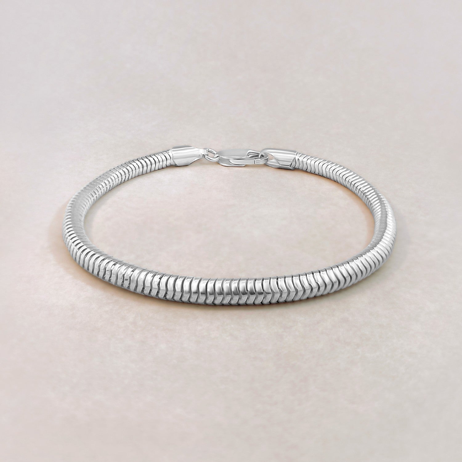 Ronde snake armband zilver