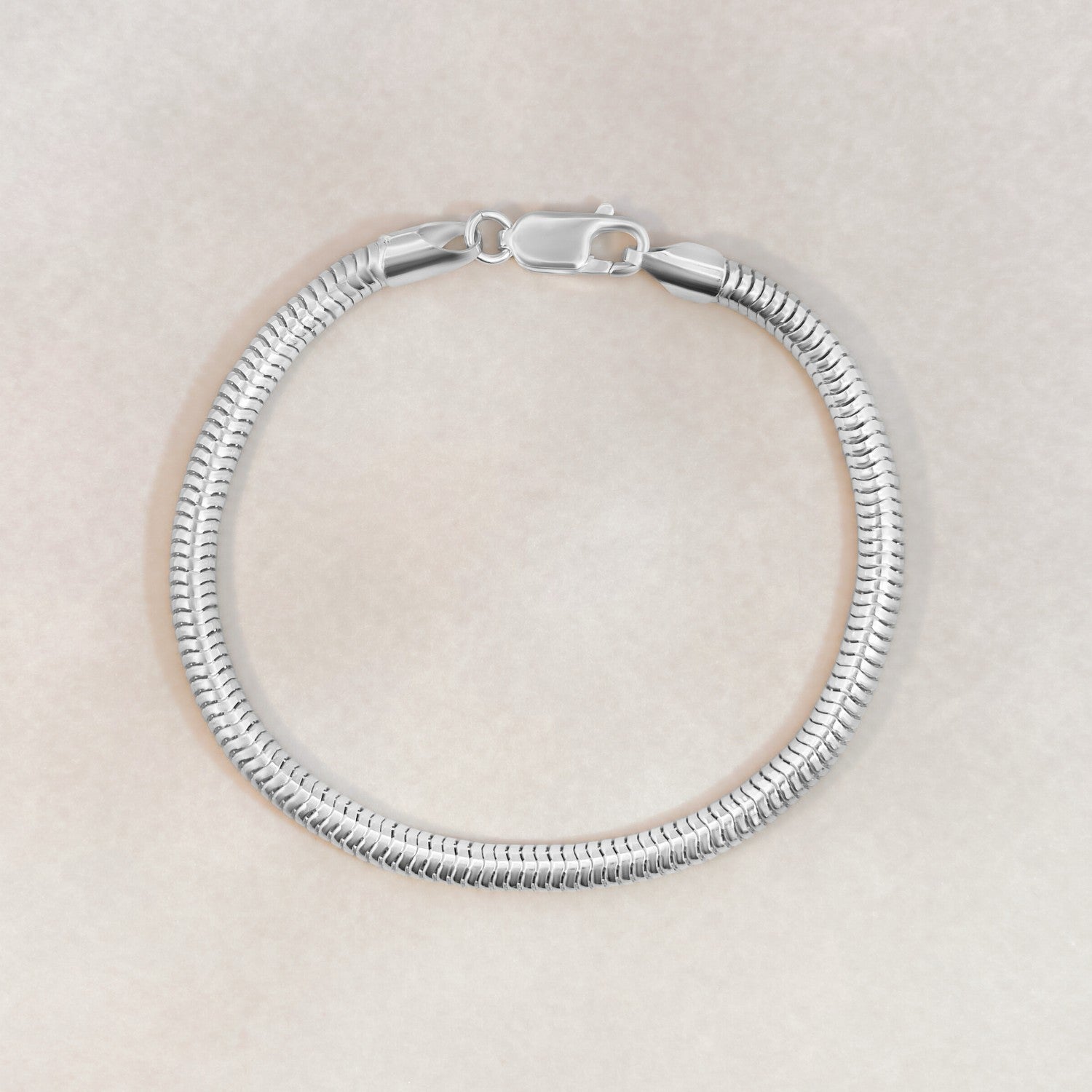 Round snake bracelet silver