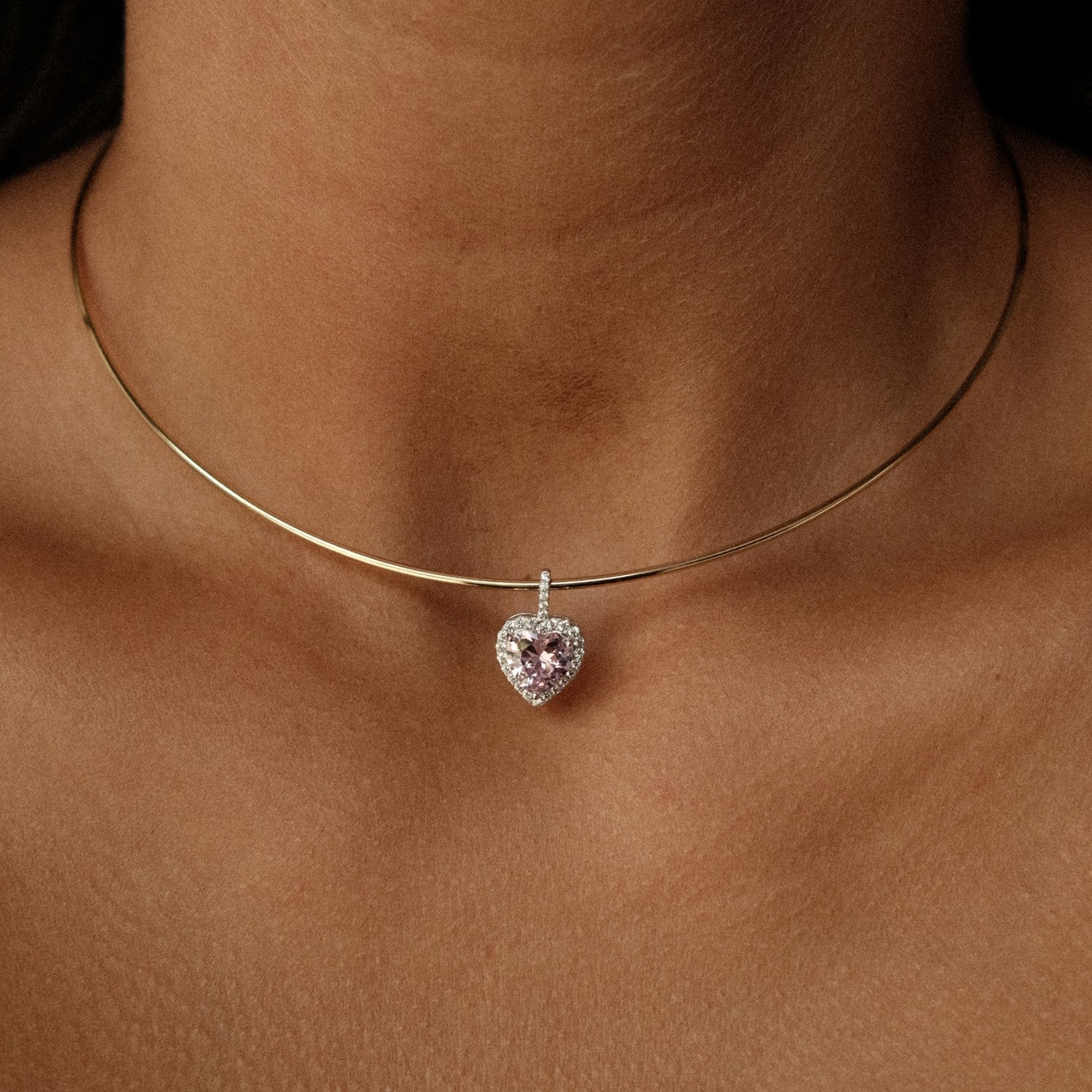 Roze hart hanger met spang collier