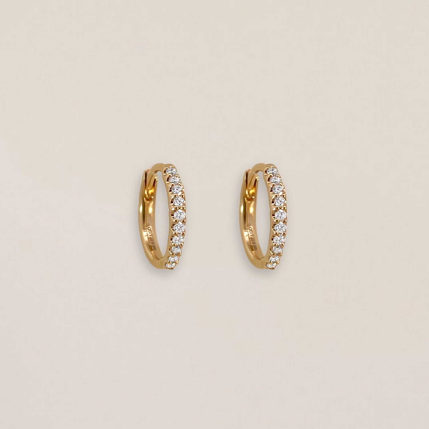 Small diamond hoops goud