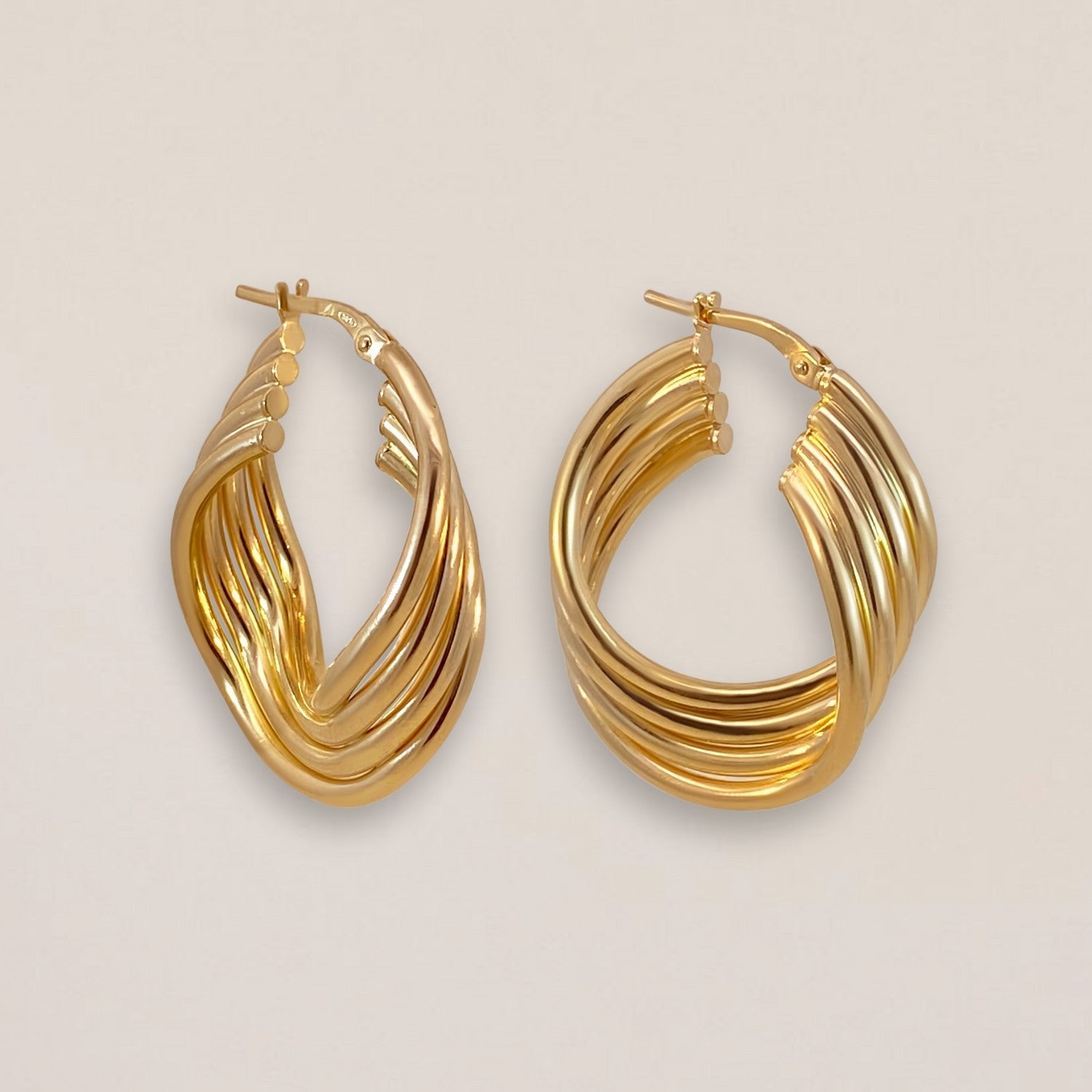 Unieke gedraaide statement hoops