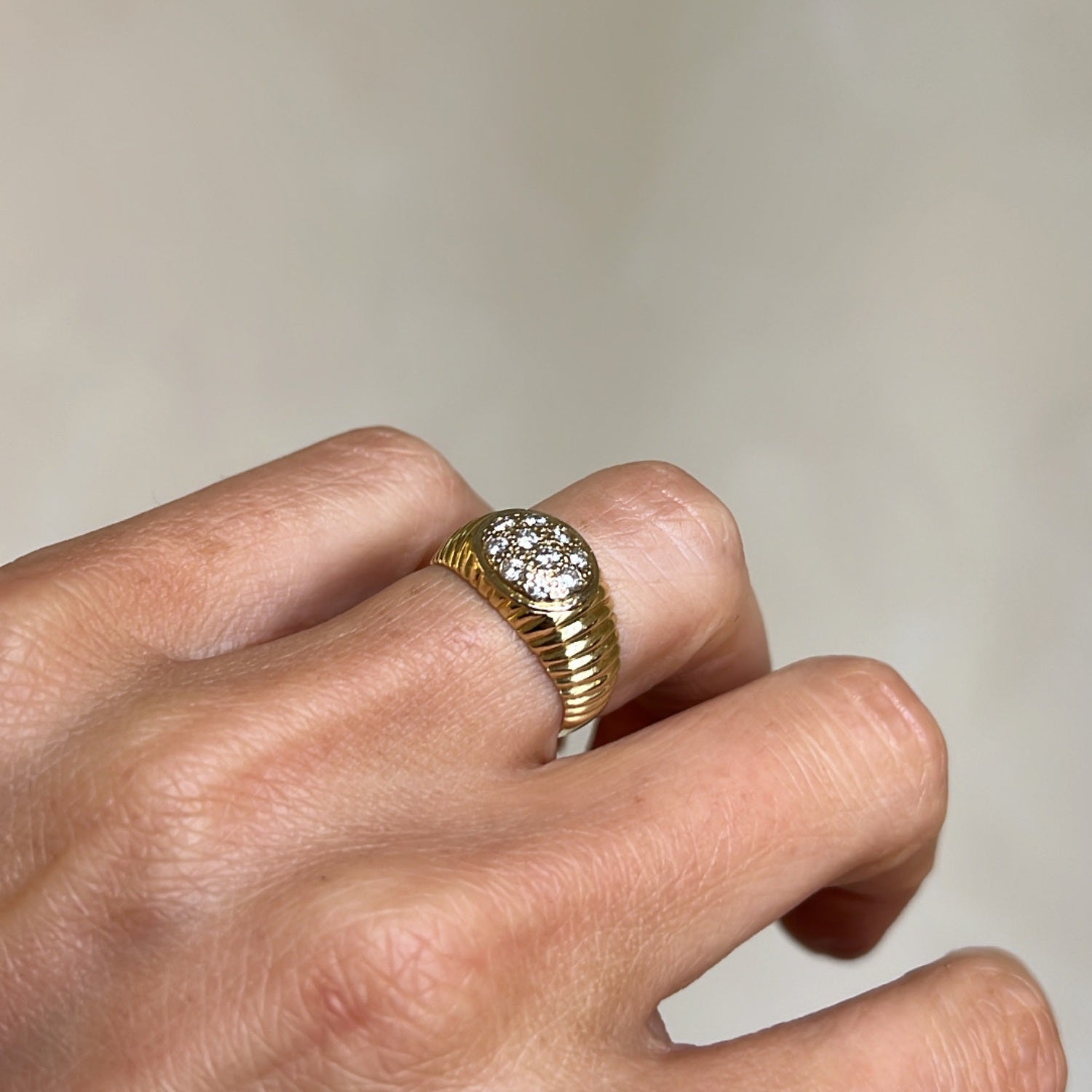 Vintage Round Gold Ring