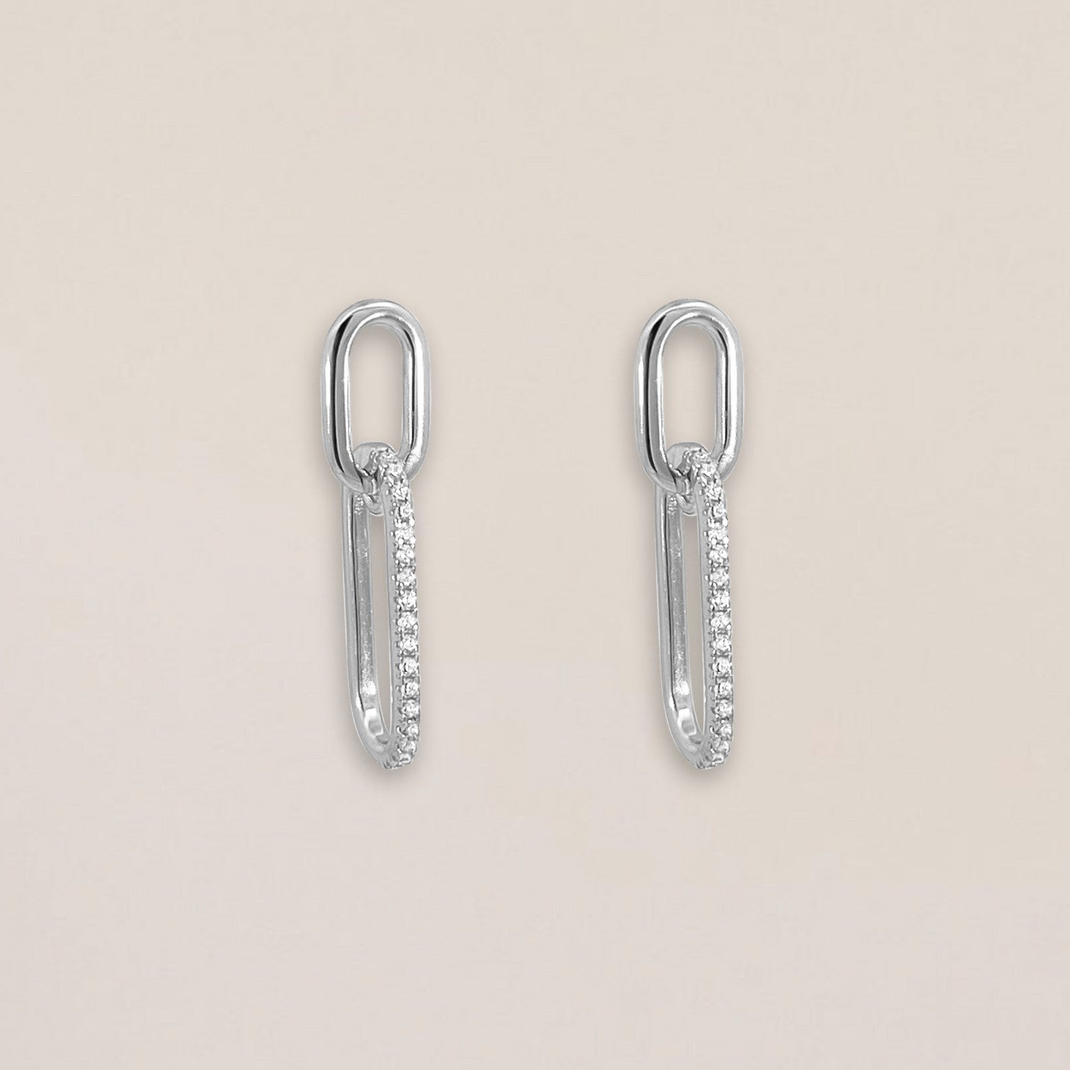 Zilveren schakel oorbellen met steentjes