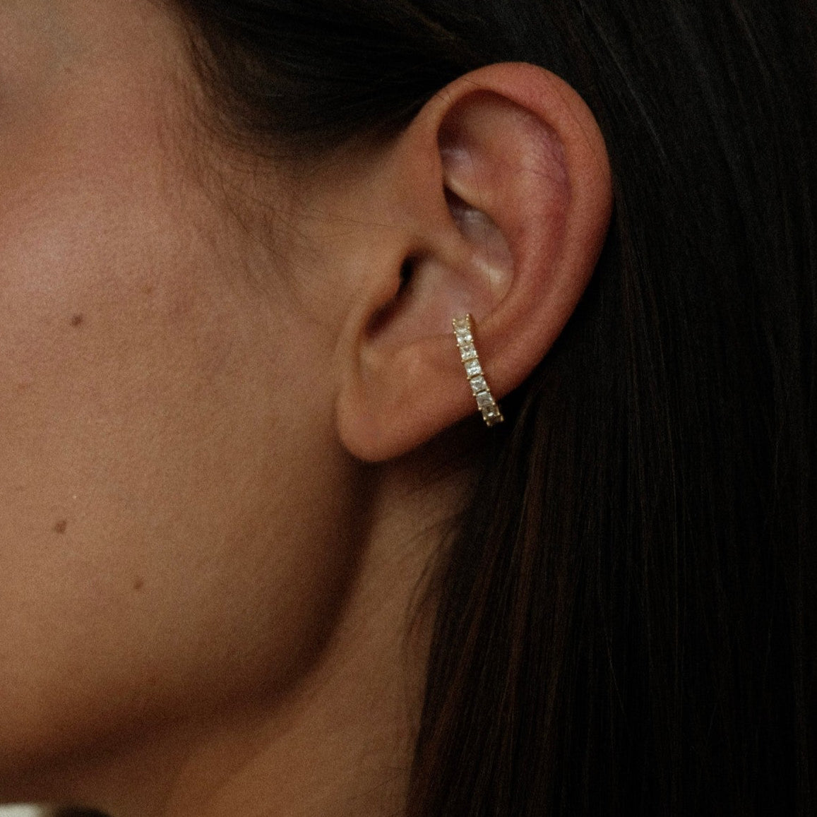 ear cuff witte steentjes