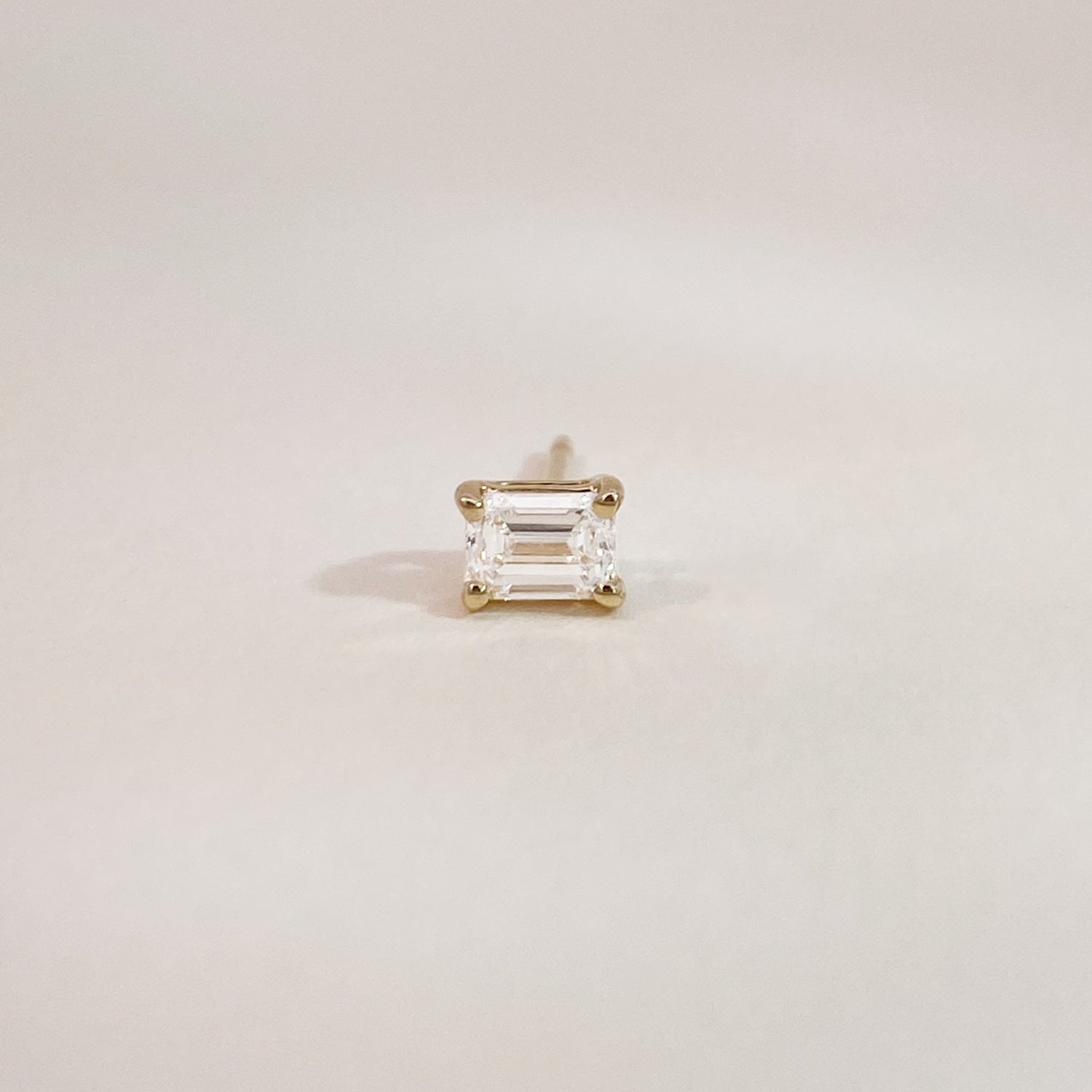 Baguette Diamond Stud