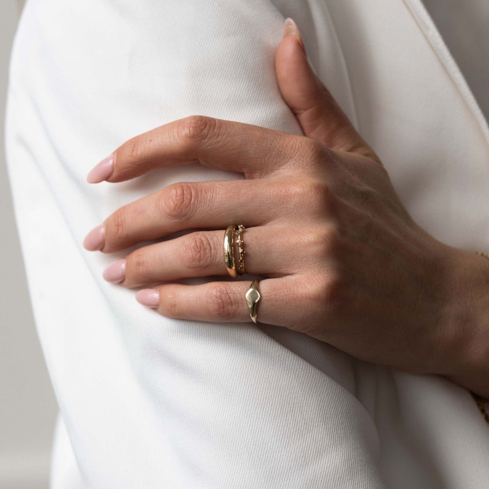 Slim Balloon Ring