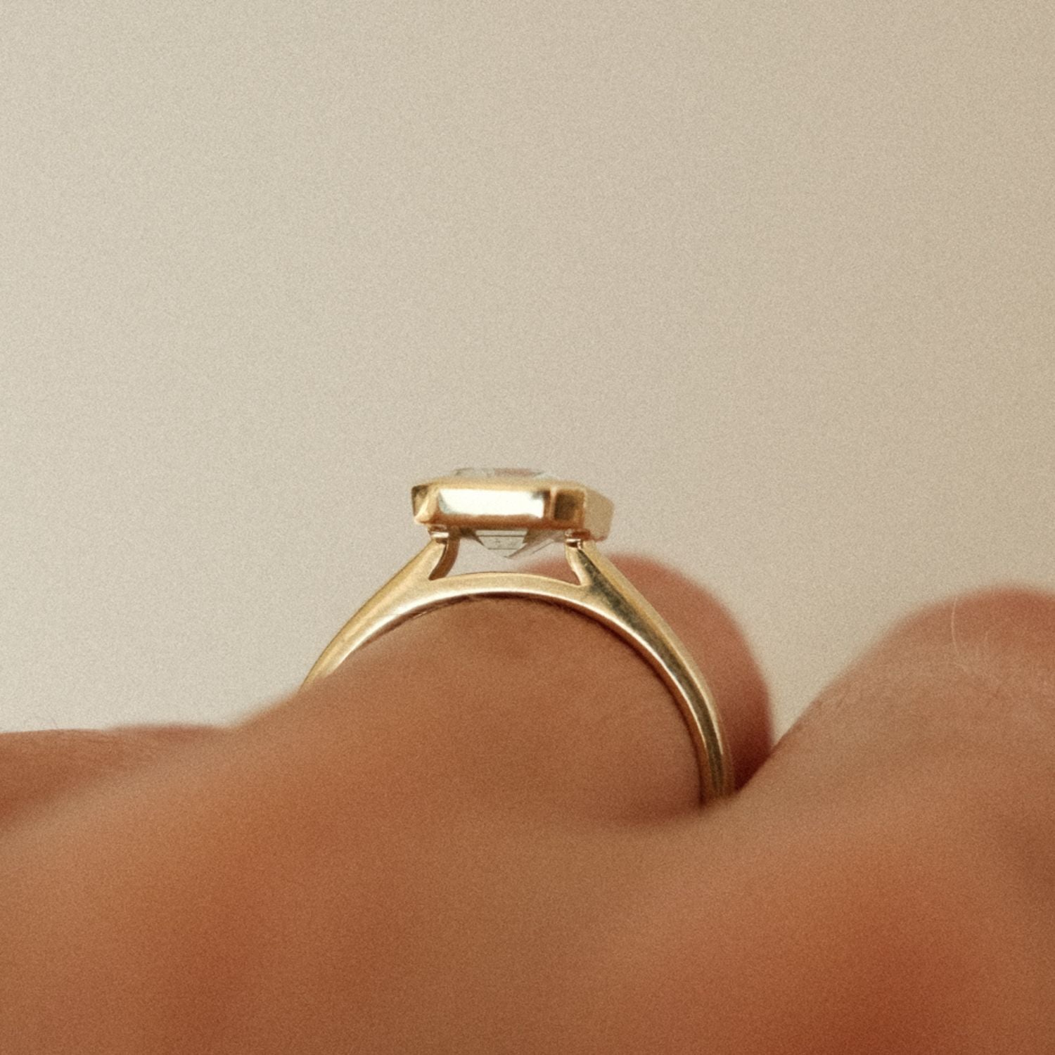 Bezel zetting ring
