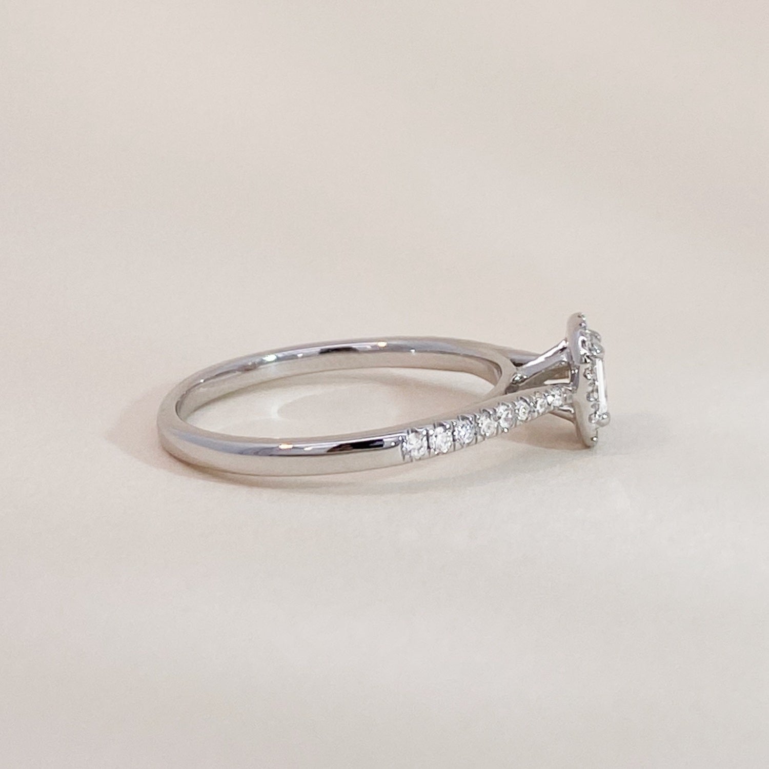 Elegant Diamond Halo Ring