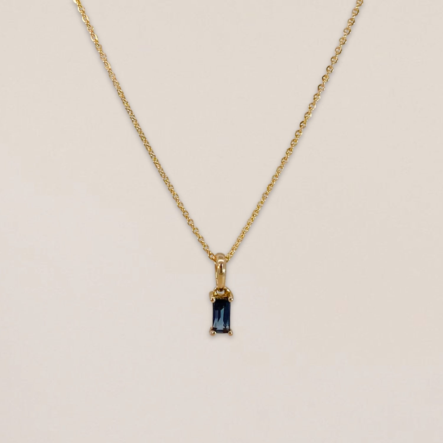 Geboortesteen ketting met saffier