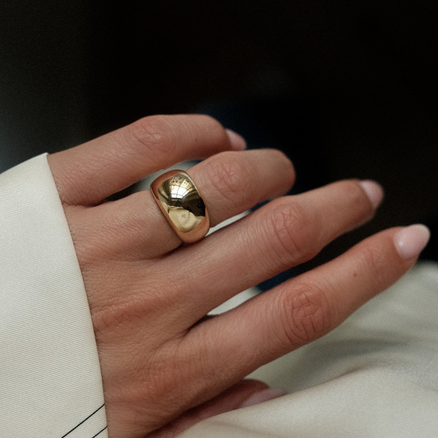 Gold Balloon Ring XL