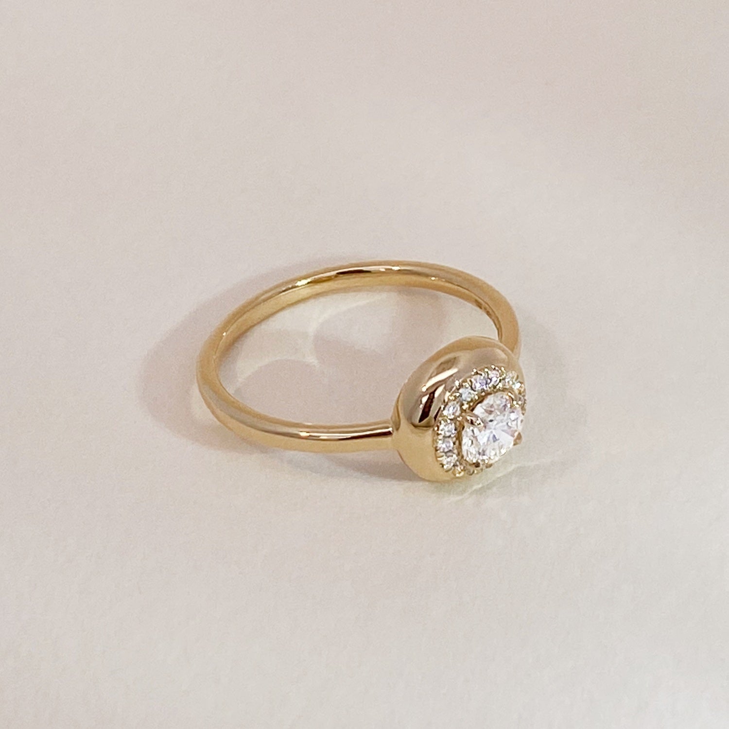Golden Round Diamonds Ring