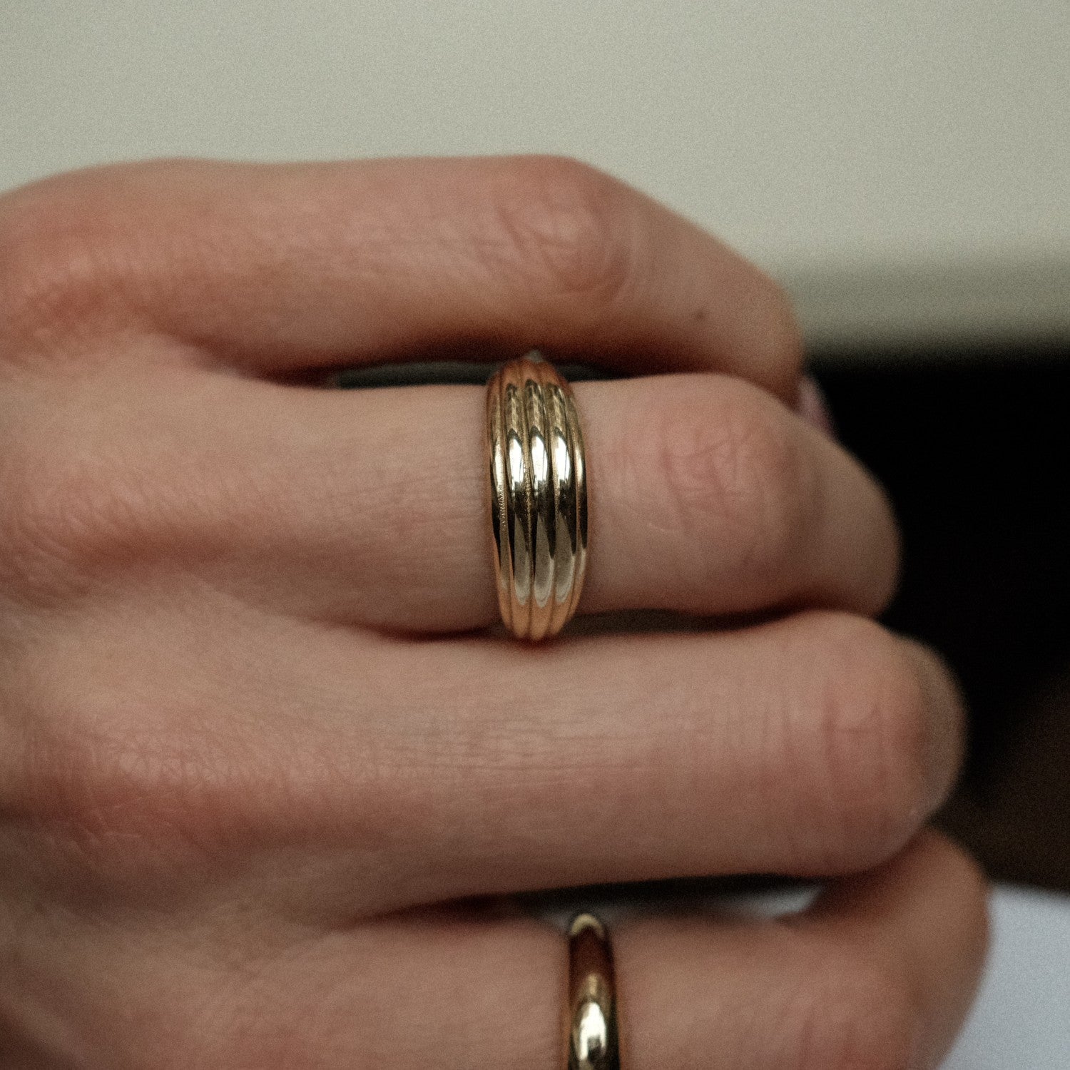 Gouden Balloon Ring met Ribbels