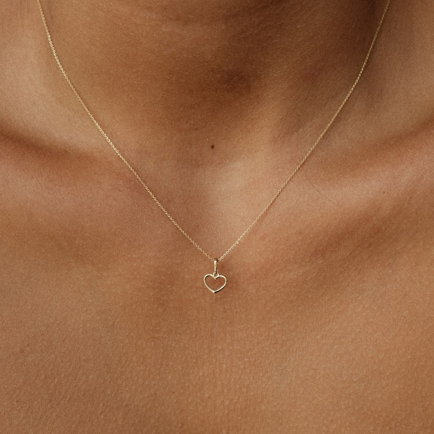 Gouden hanger open hartje