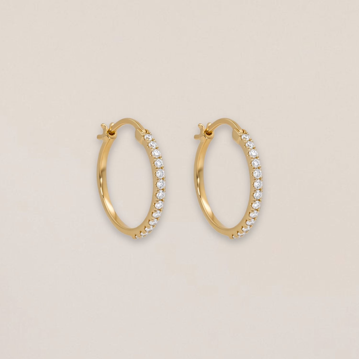 Gouden oorringen met lab grown diamant