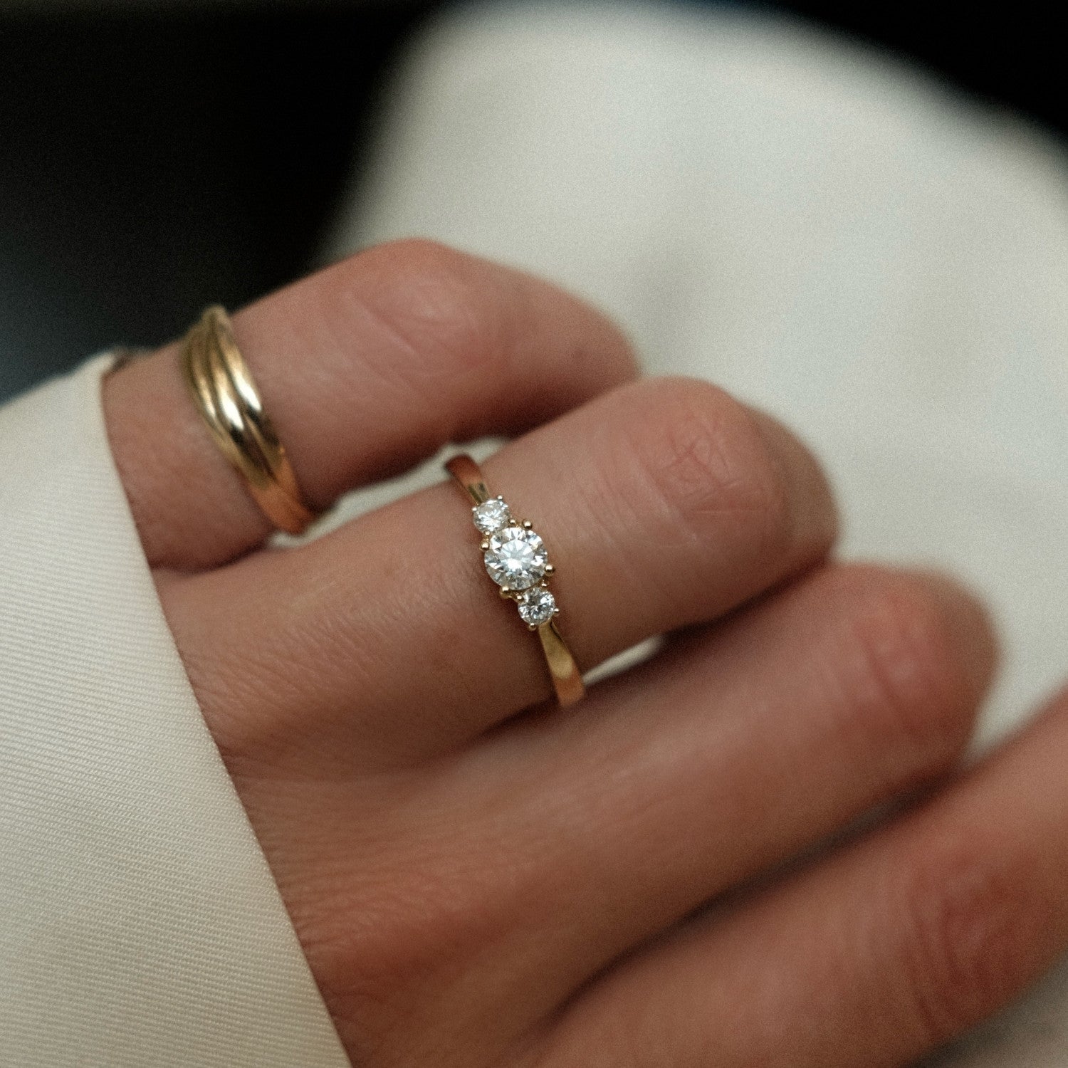 Gouden ring met drie diamanten