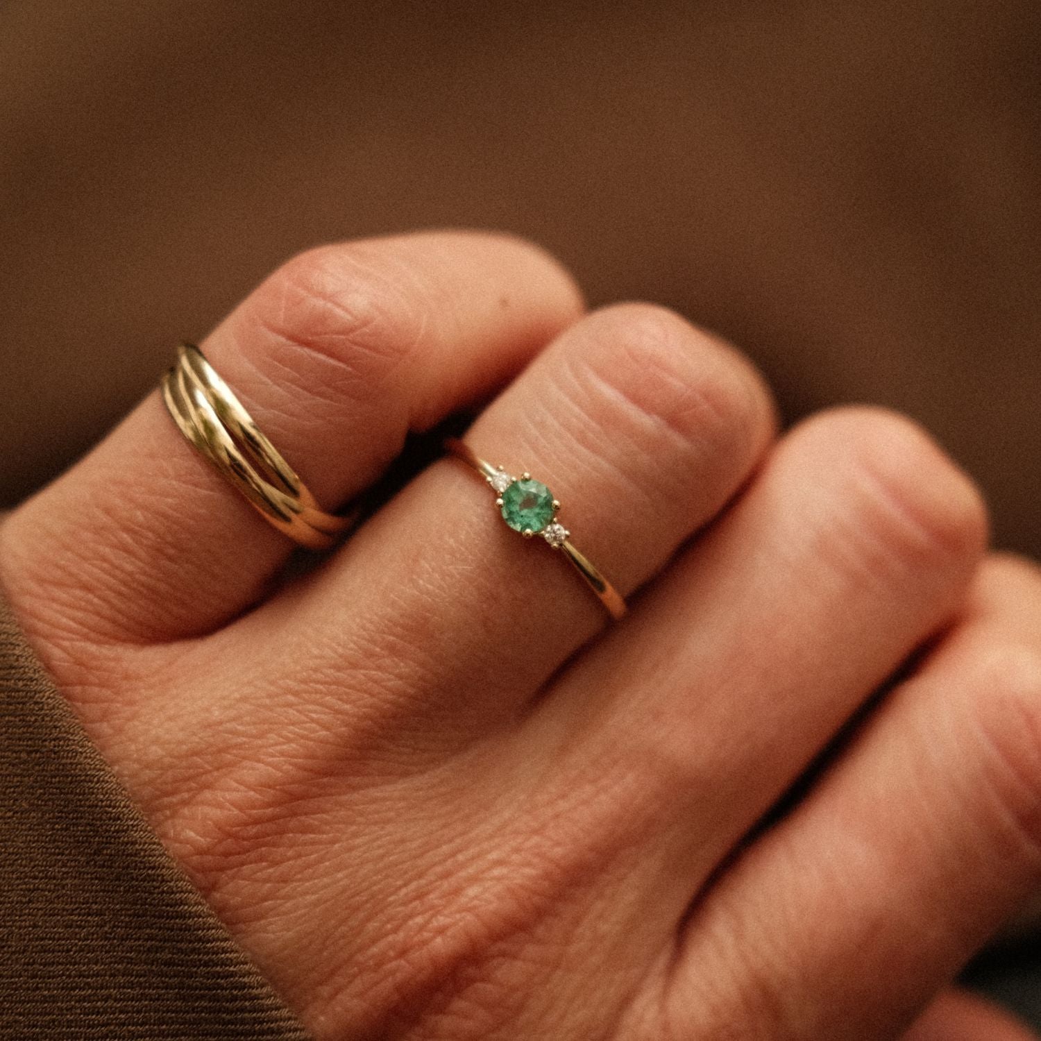 Green Emerald Diamond Ring