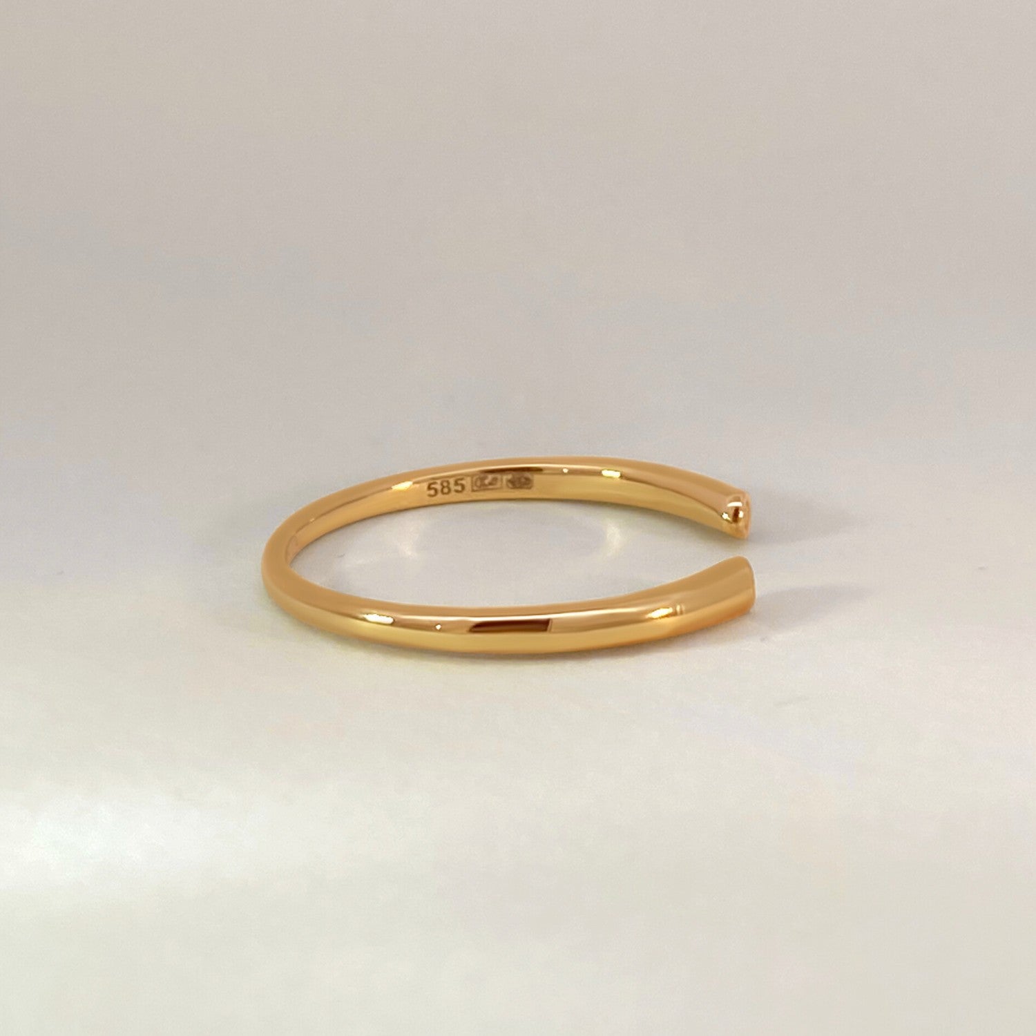 Open diamond ring gold