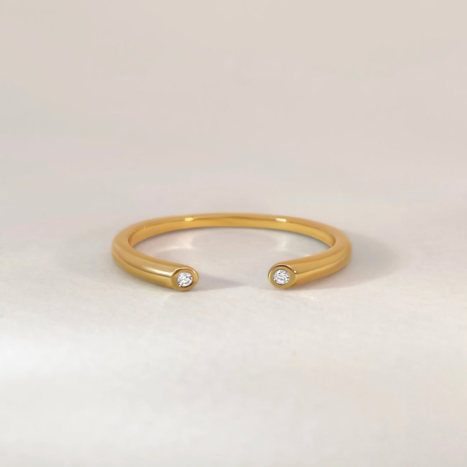 Open ring met diamant