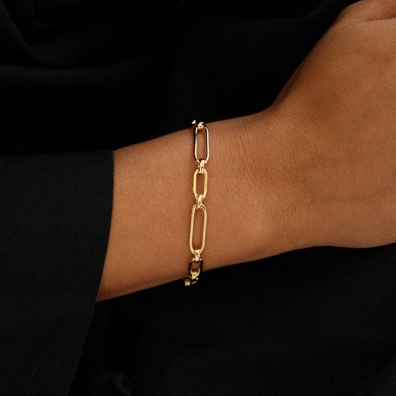 Oro Jewels Unique Statement Bracelet