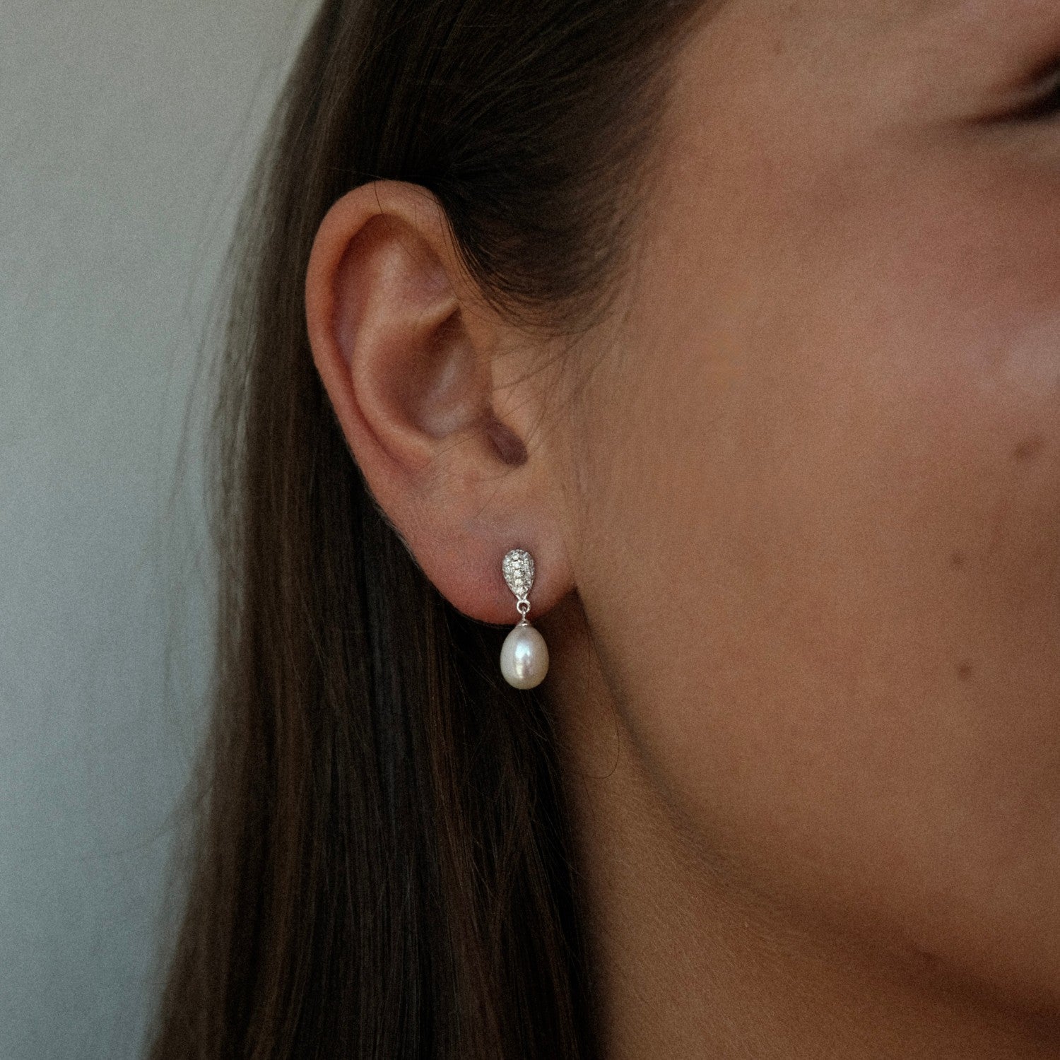 Parel druppel oorbellen