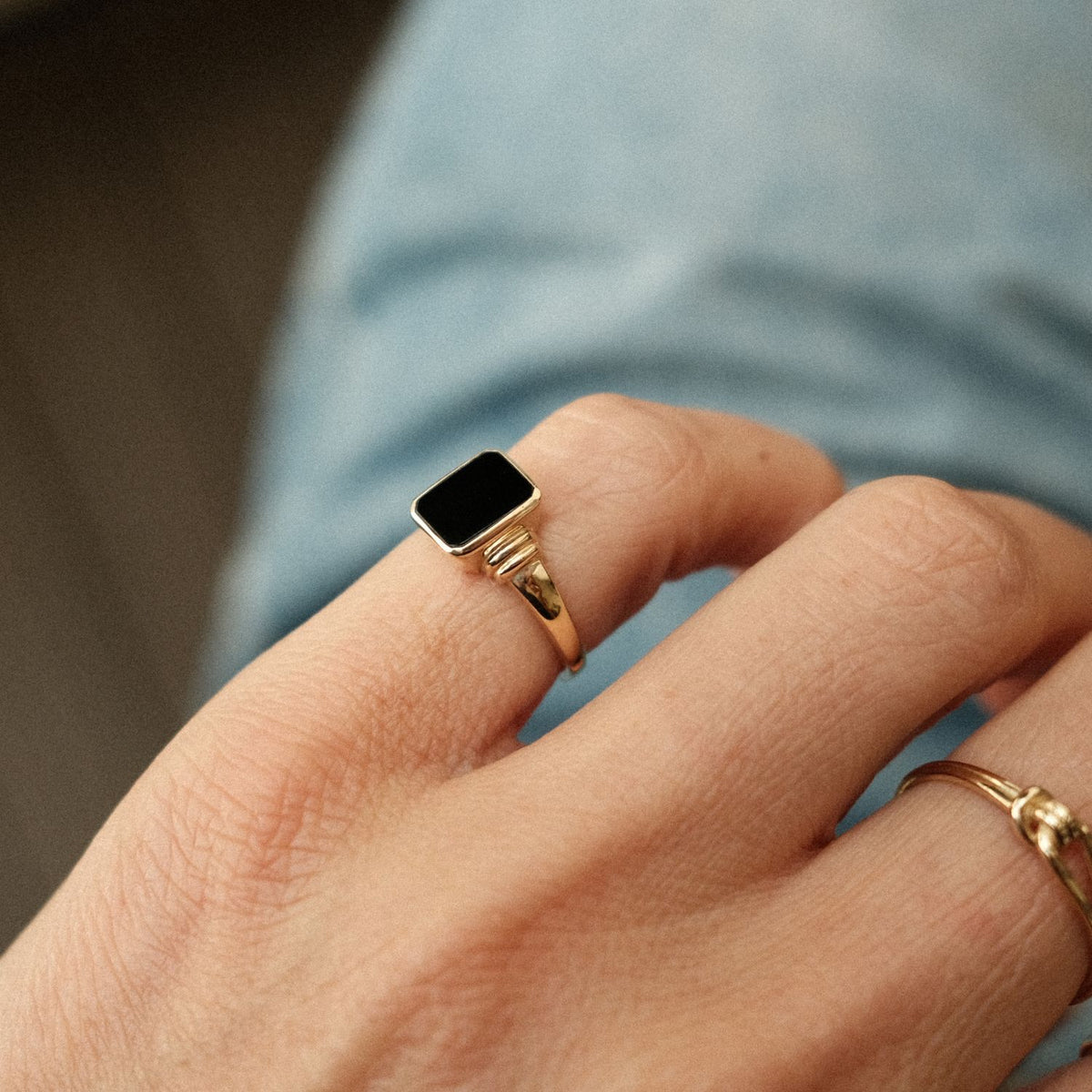 Pink ring onyx