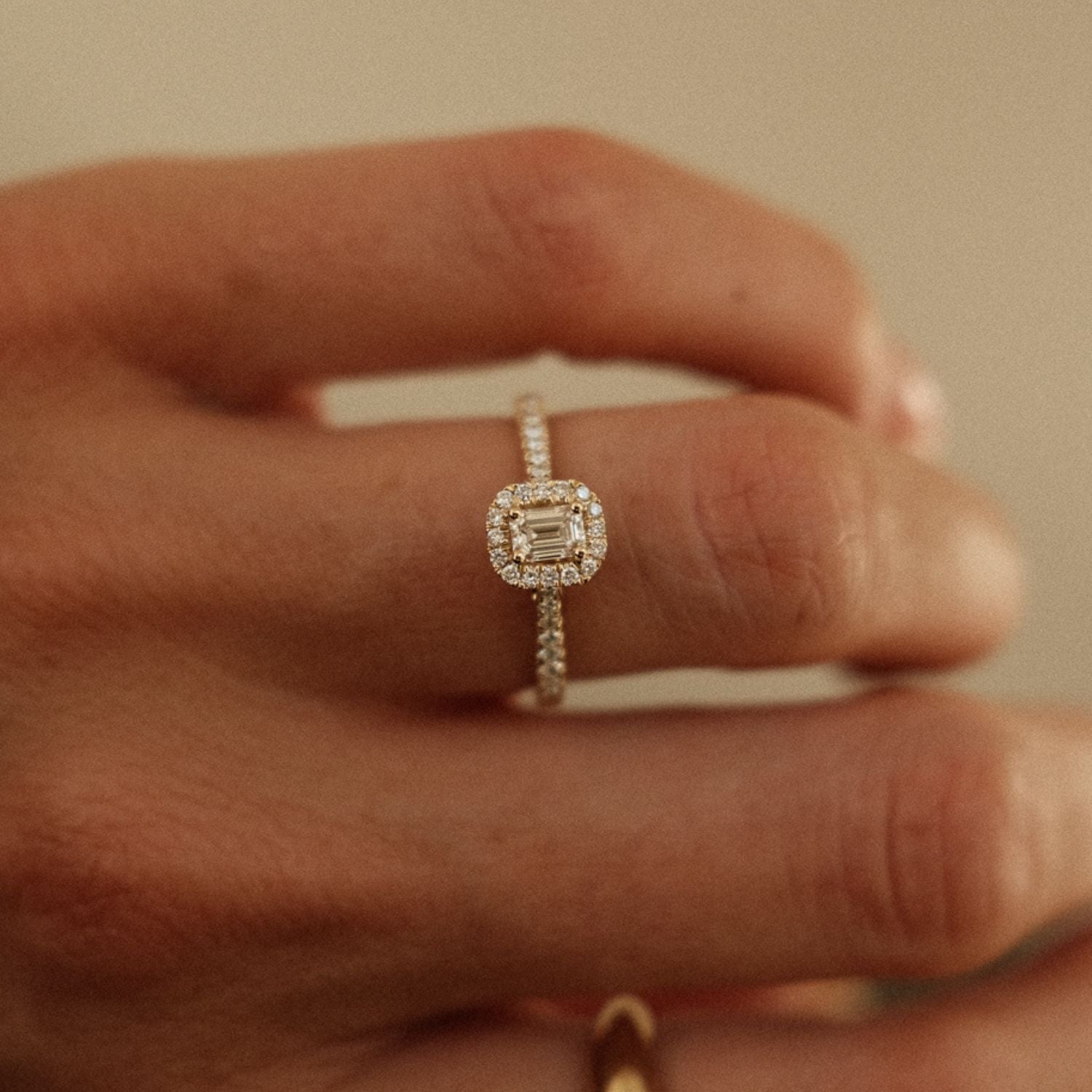 Ring met diamant verloving