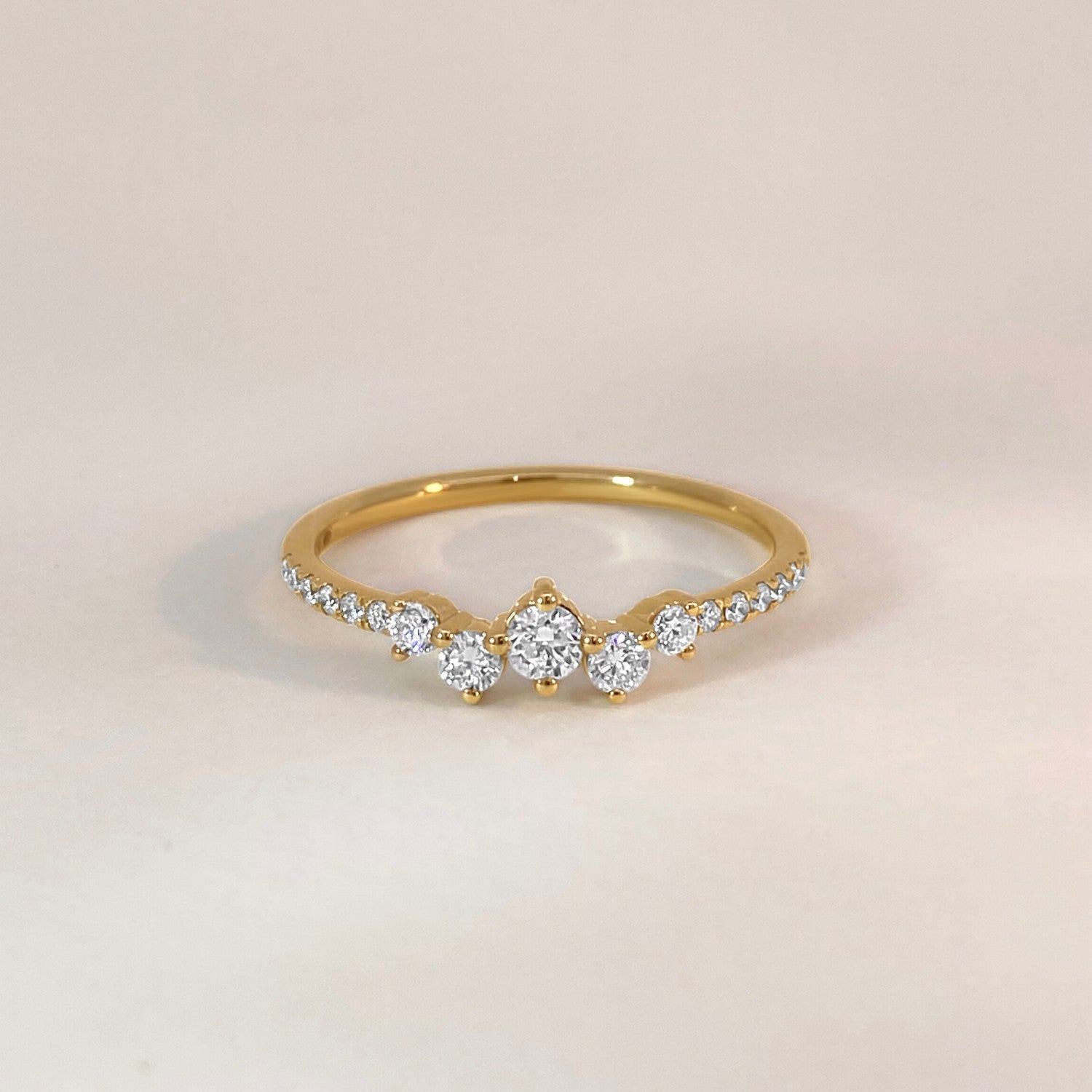 Ring met diamanten
