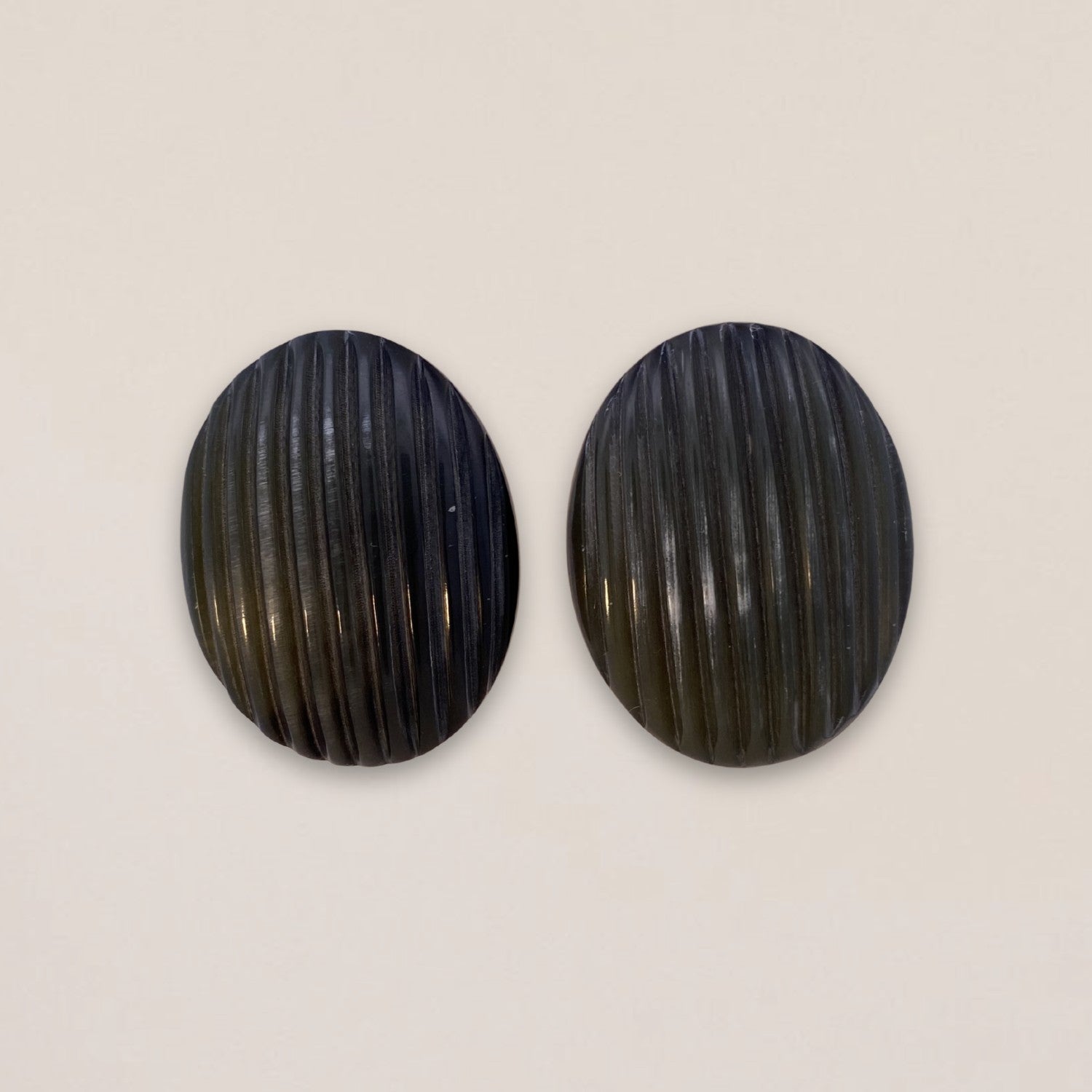 Sculpted Oval Earrings
