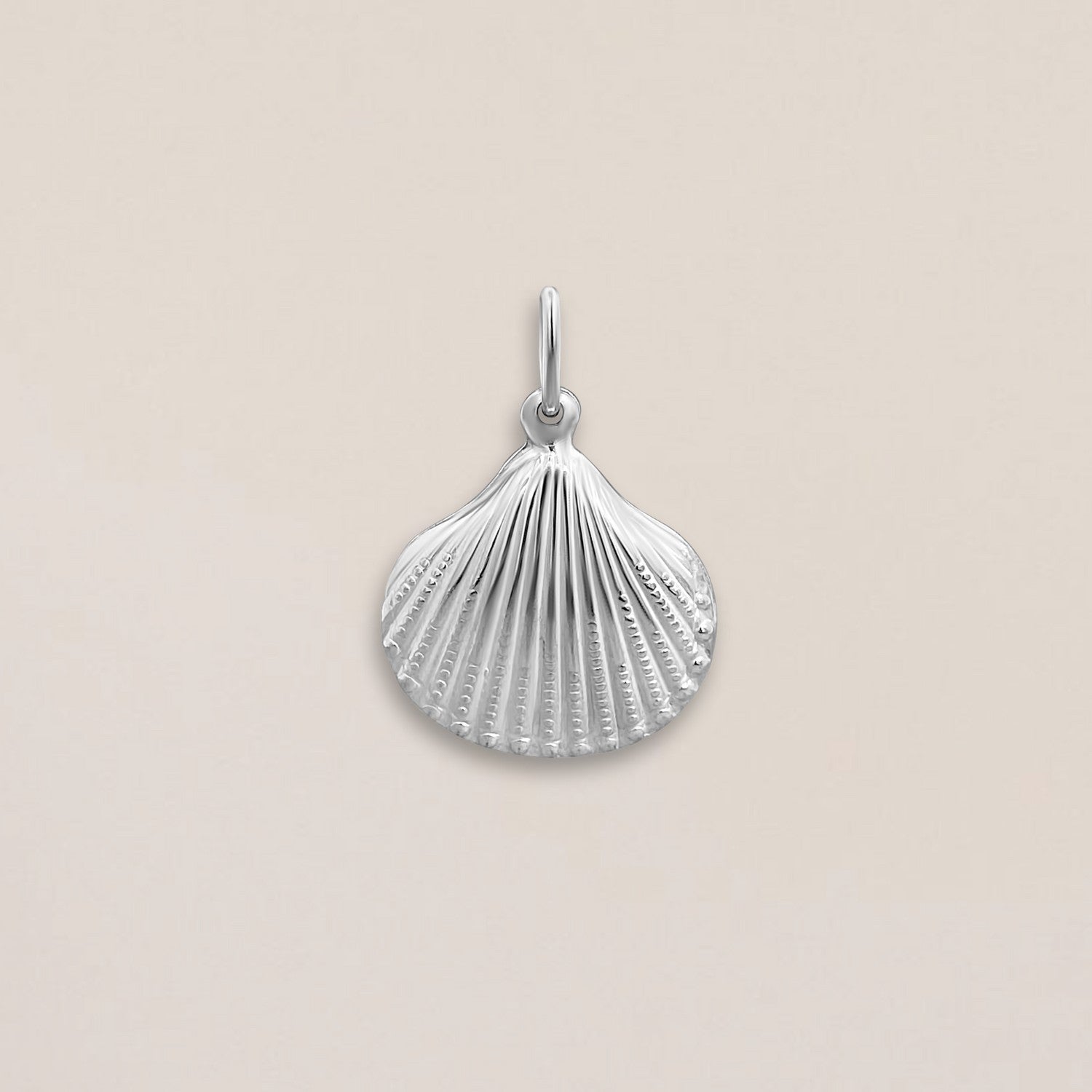 Shell pendant silver