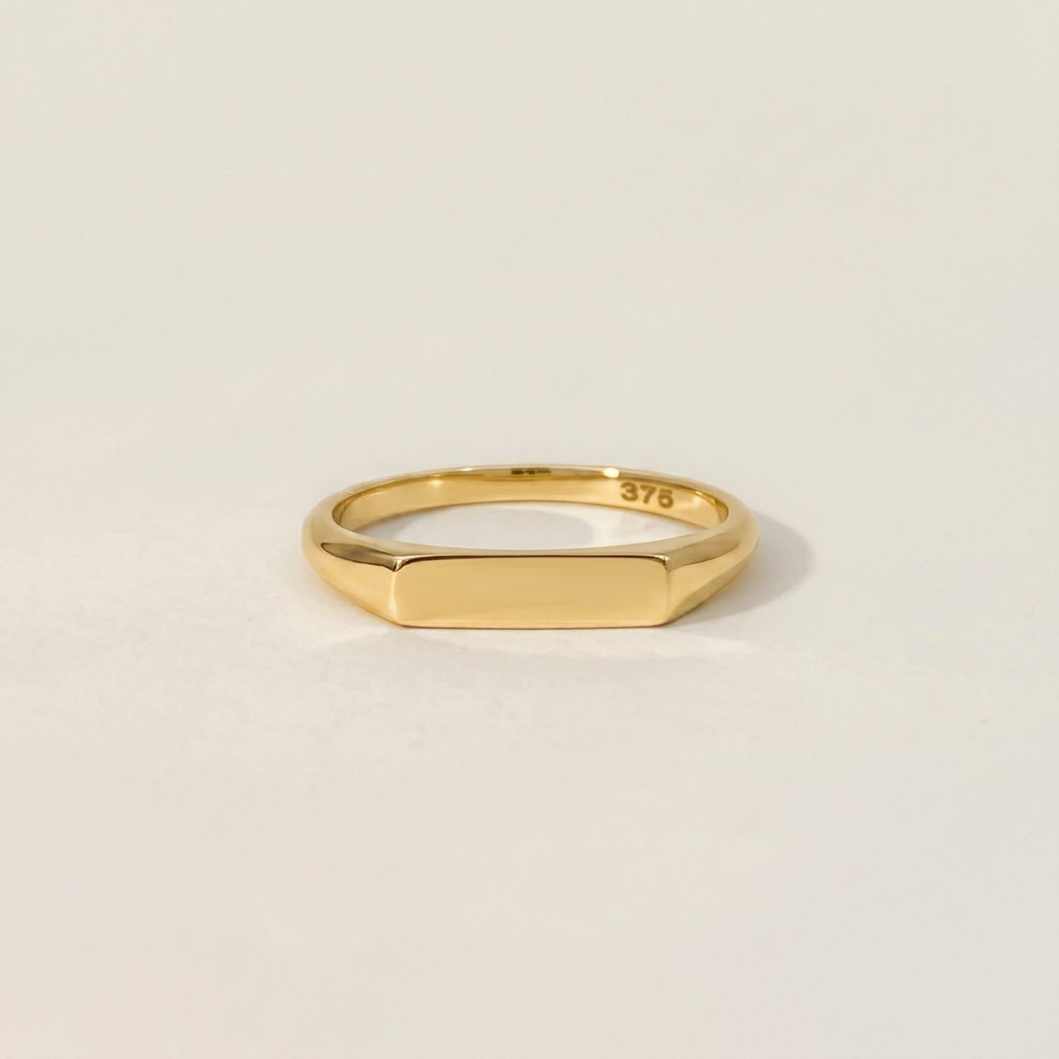 Signet Bar Pinky Ring